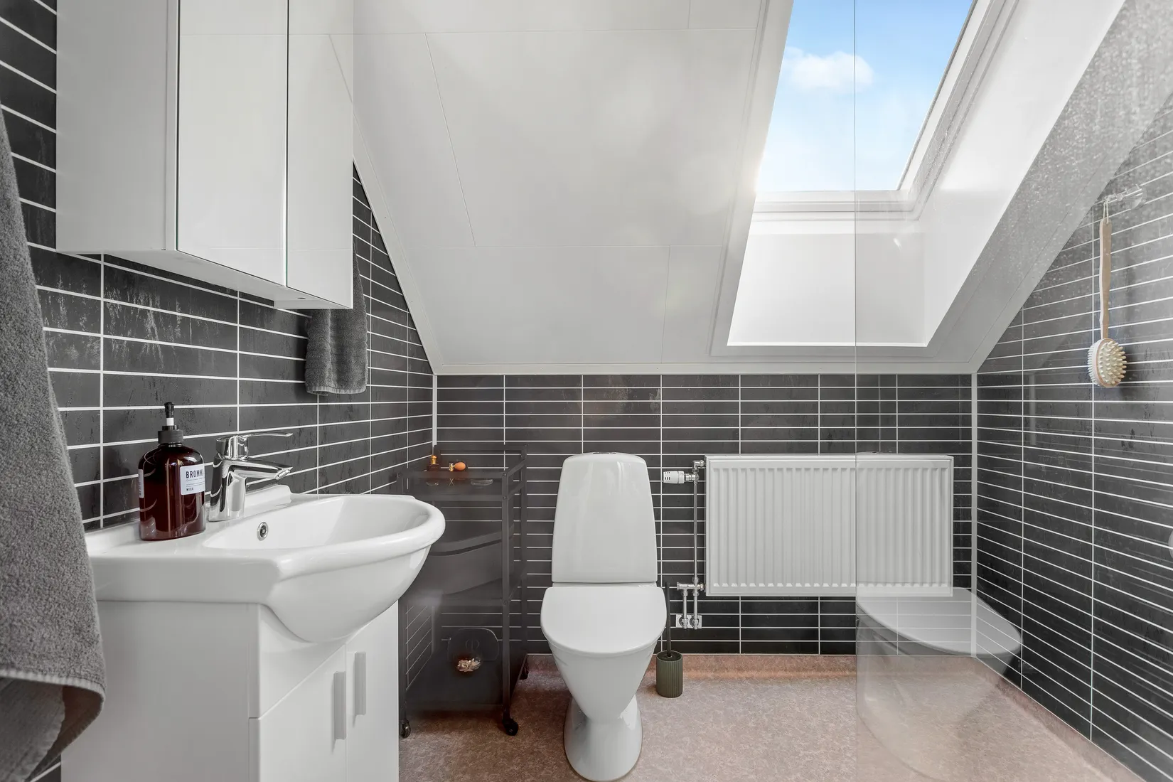 Villa, Kullängen 4C, Ekskogen- Kårsta, Vallentuna