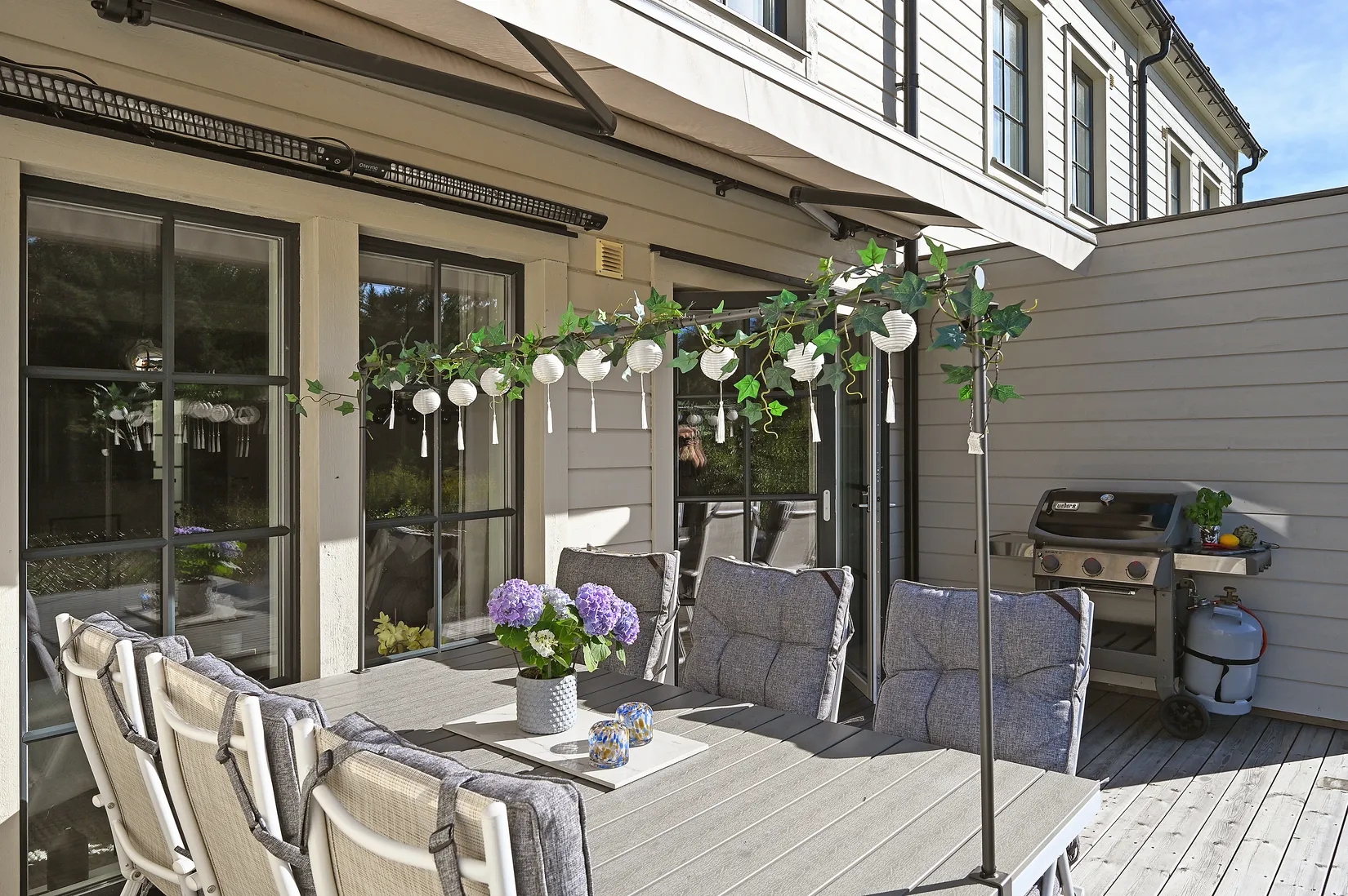 Radhus, Friggaslingan 27, Skälby, Järfälla