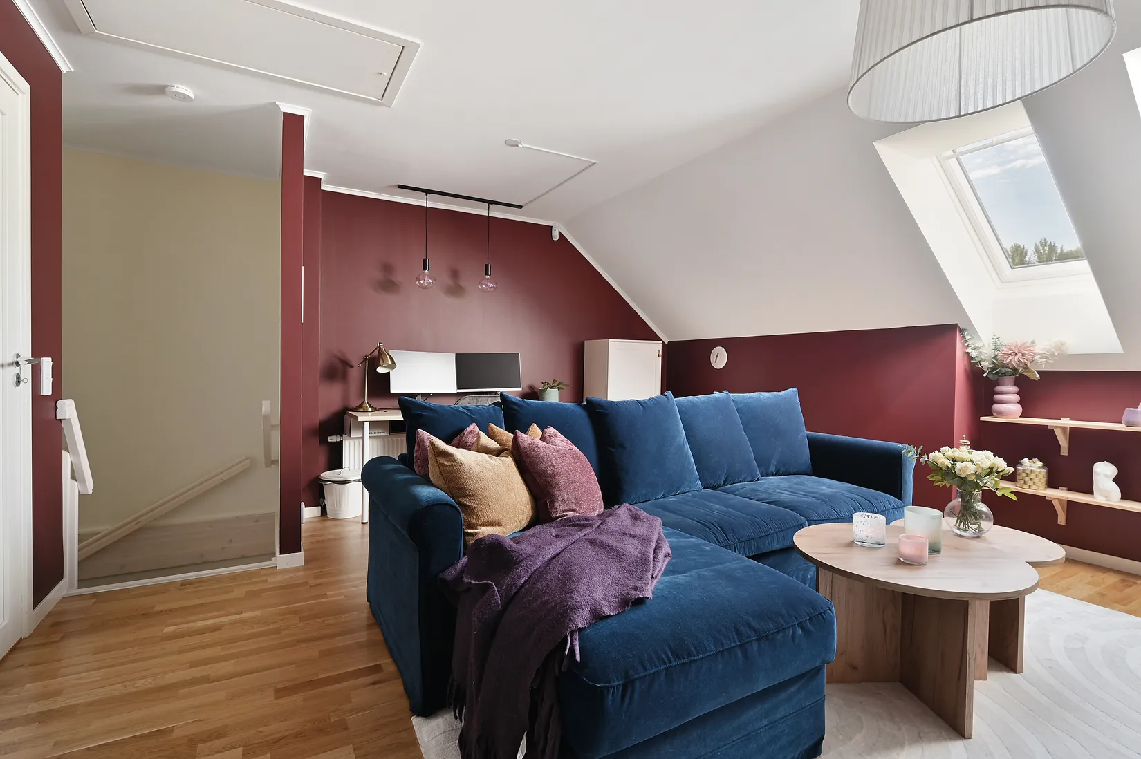 Radhus, Friggaslingan 27, Skälby, Järfälla