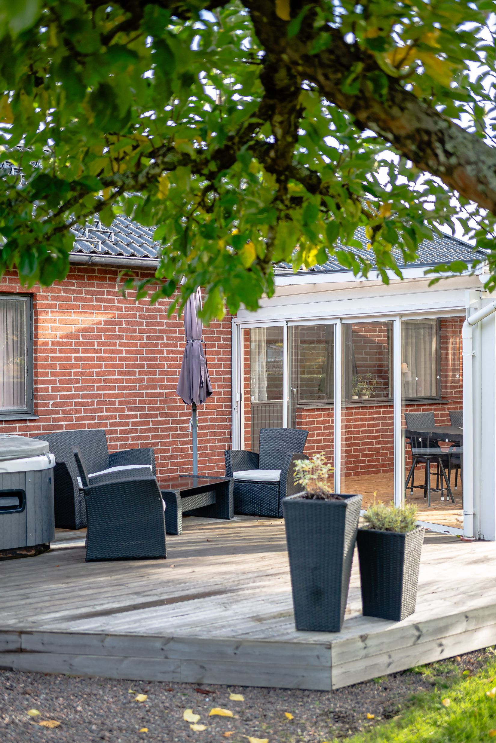 Villa, Korsbacksvägen 1, Björnlunda tätort, Gnesta