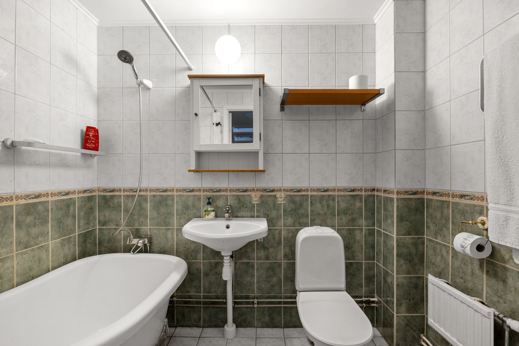 Radhus, Månskensvägen 171, Östra Tullingeberg, Botkyrka