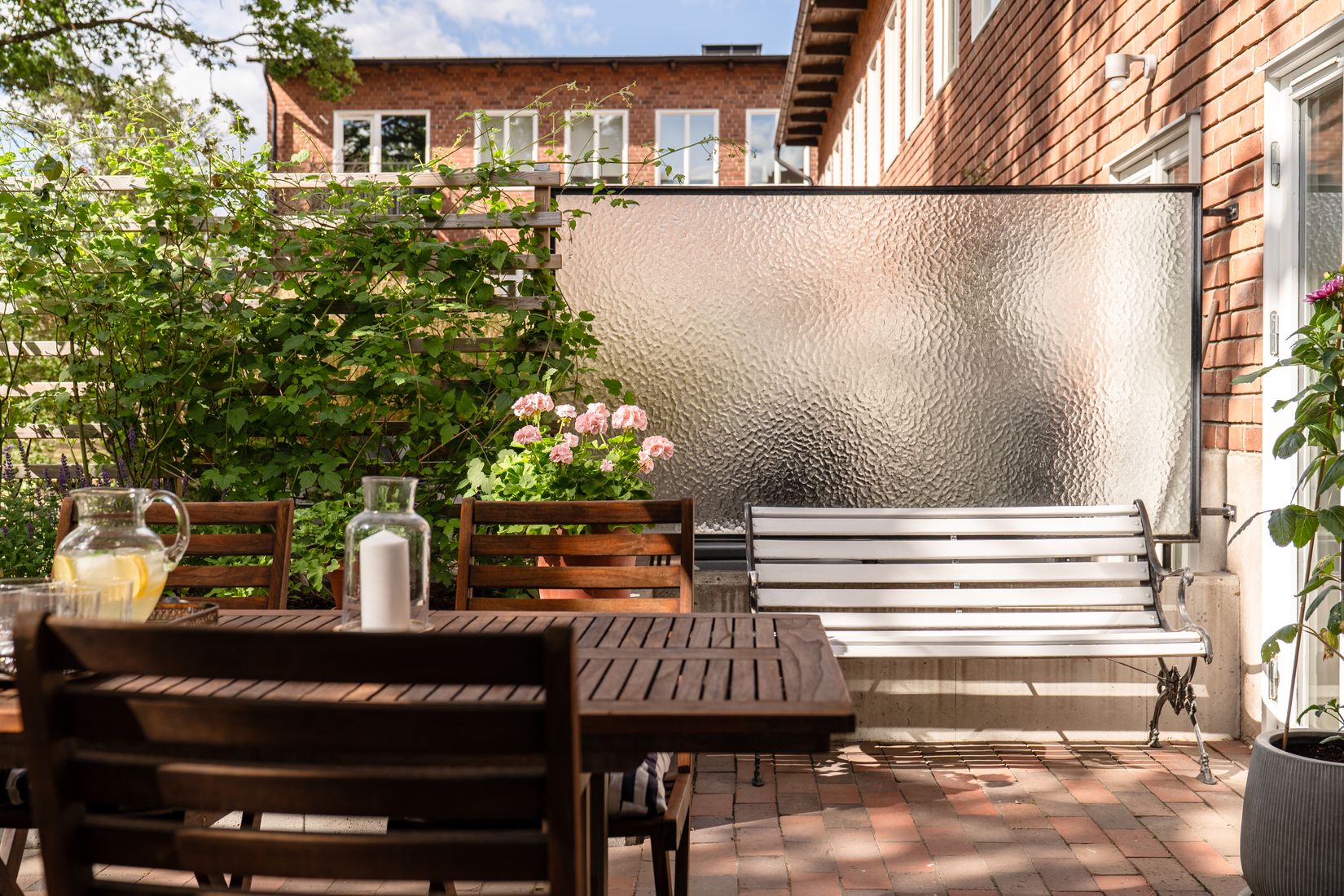 Radhus, Nybodaringen 111, Liljeholmen, Stockholm