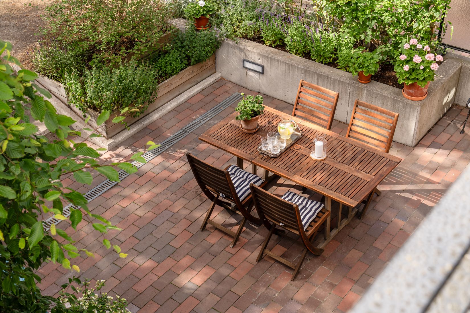 Radhus, Nybodaringen 111, Liljeholmen, Stockholm