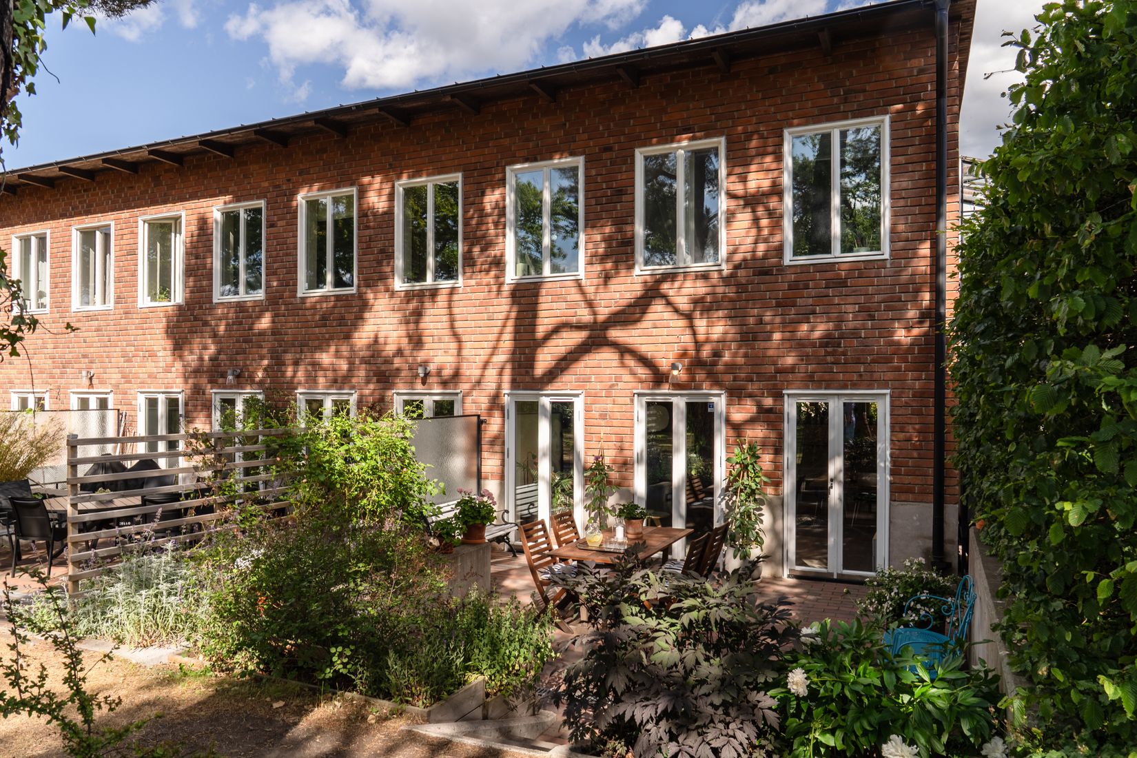 Radhus, Nybodaringen 111, Liljeholmen, Stockholm