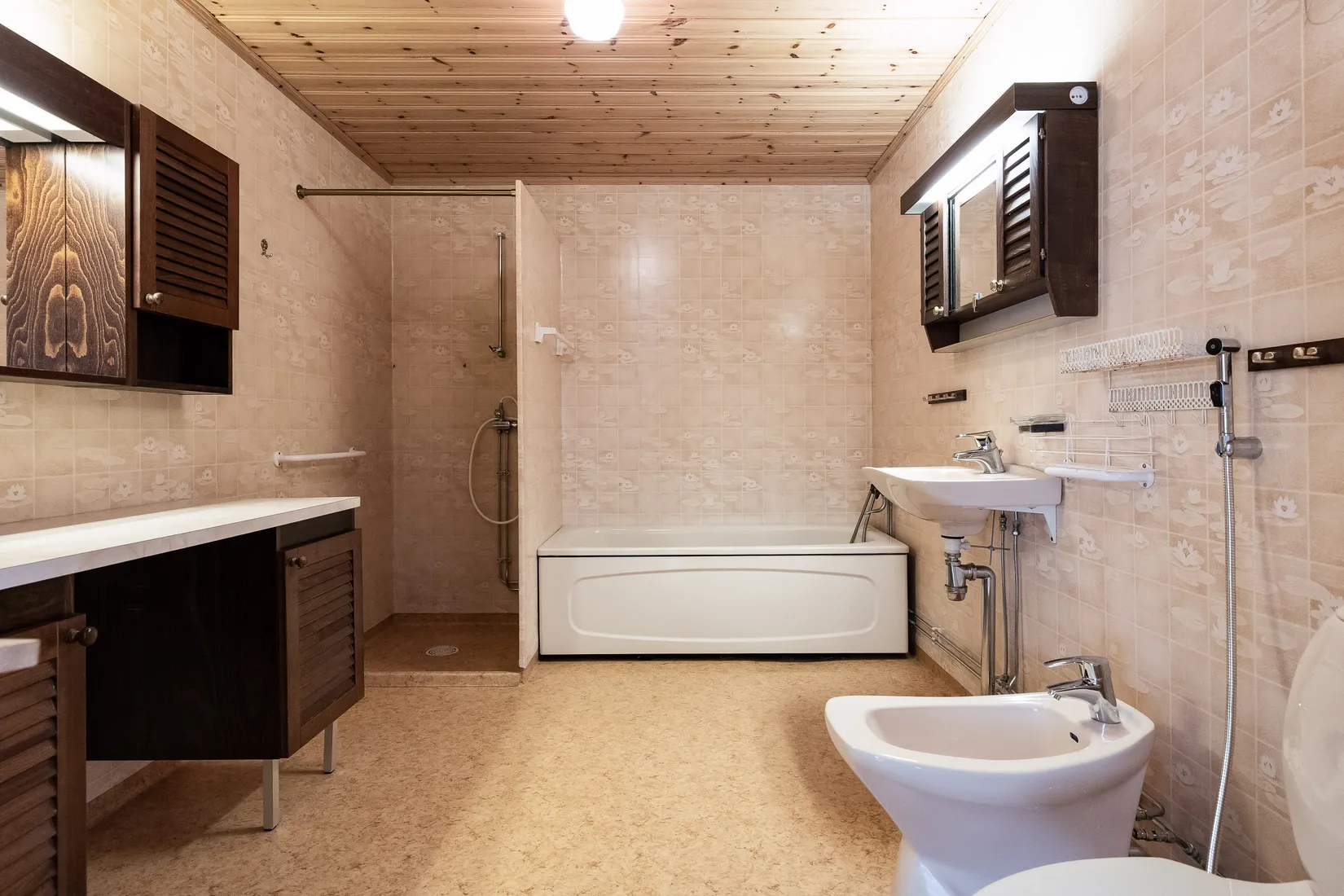 Gård/Skog, Norra Folkavi Lerbo 5273, Lekeberg