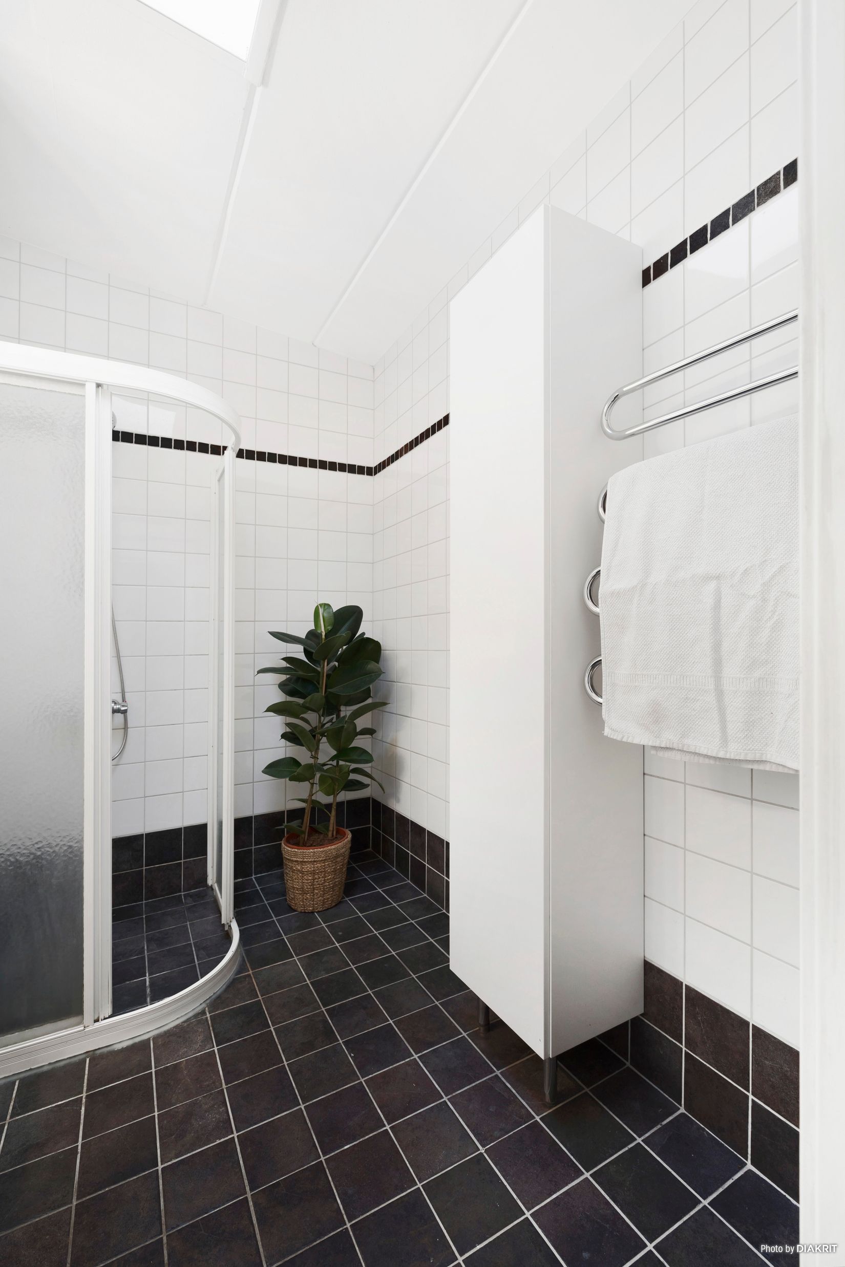 Radhus, Gillbergavägen 14, Rotebro, Sollentuna