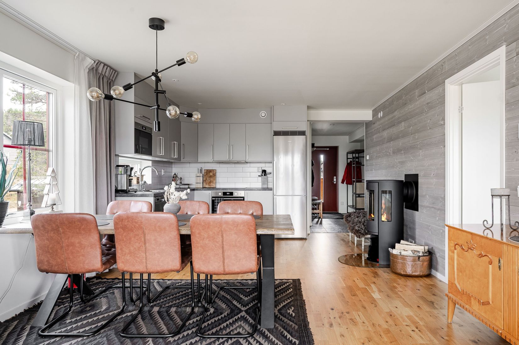 Bostadsrätt, Storhogna Torg 13F, Storhogna, Berg