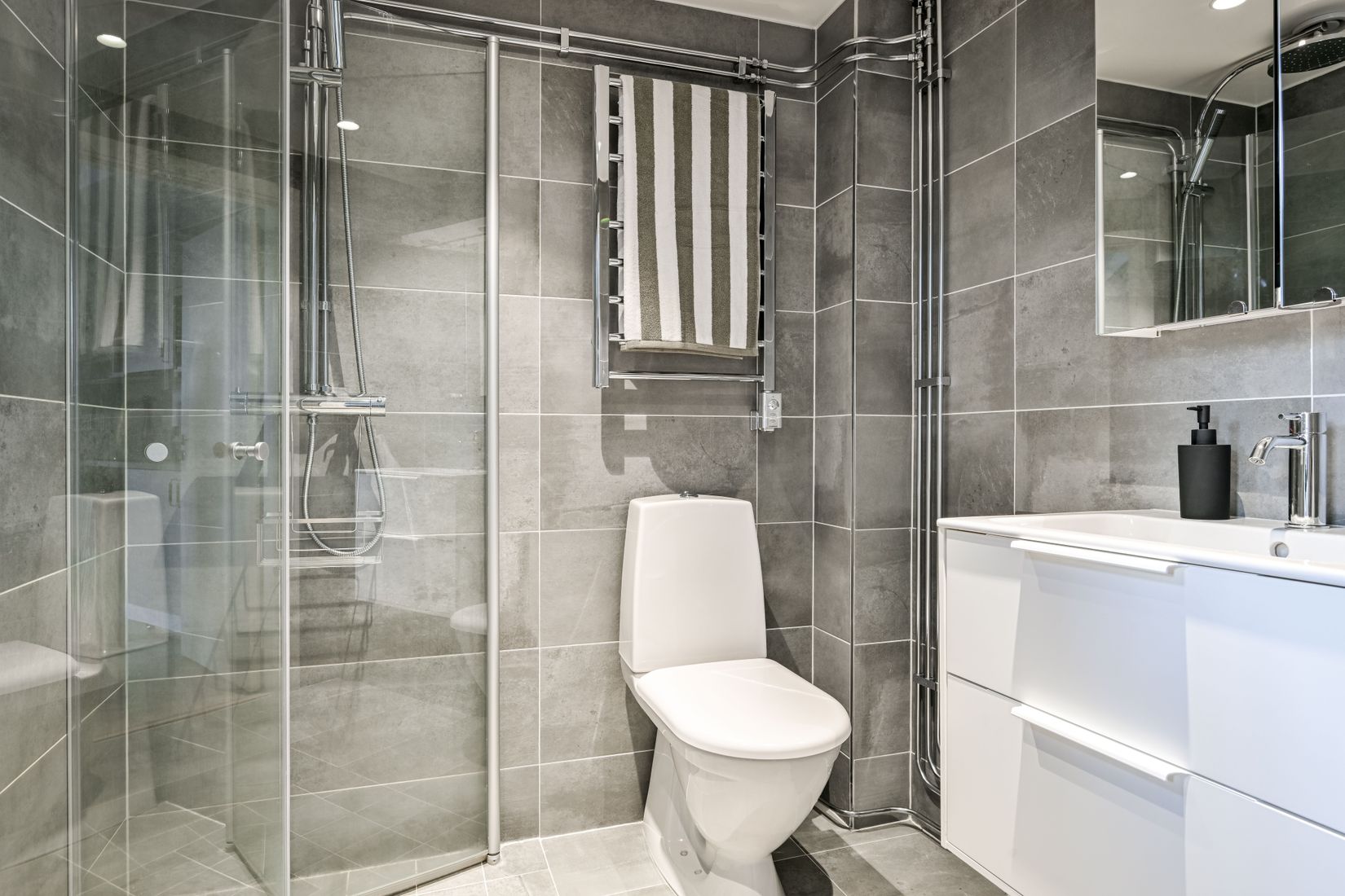 Bostadsrätt, Högmora ringväg 1B, Högmora, Huddinge