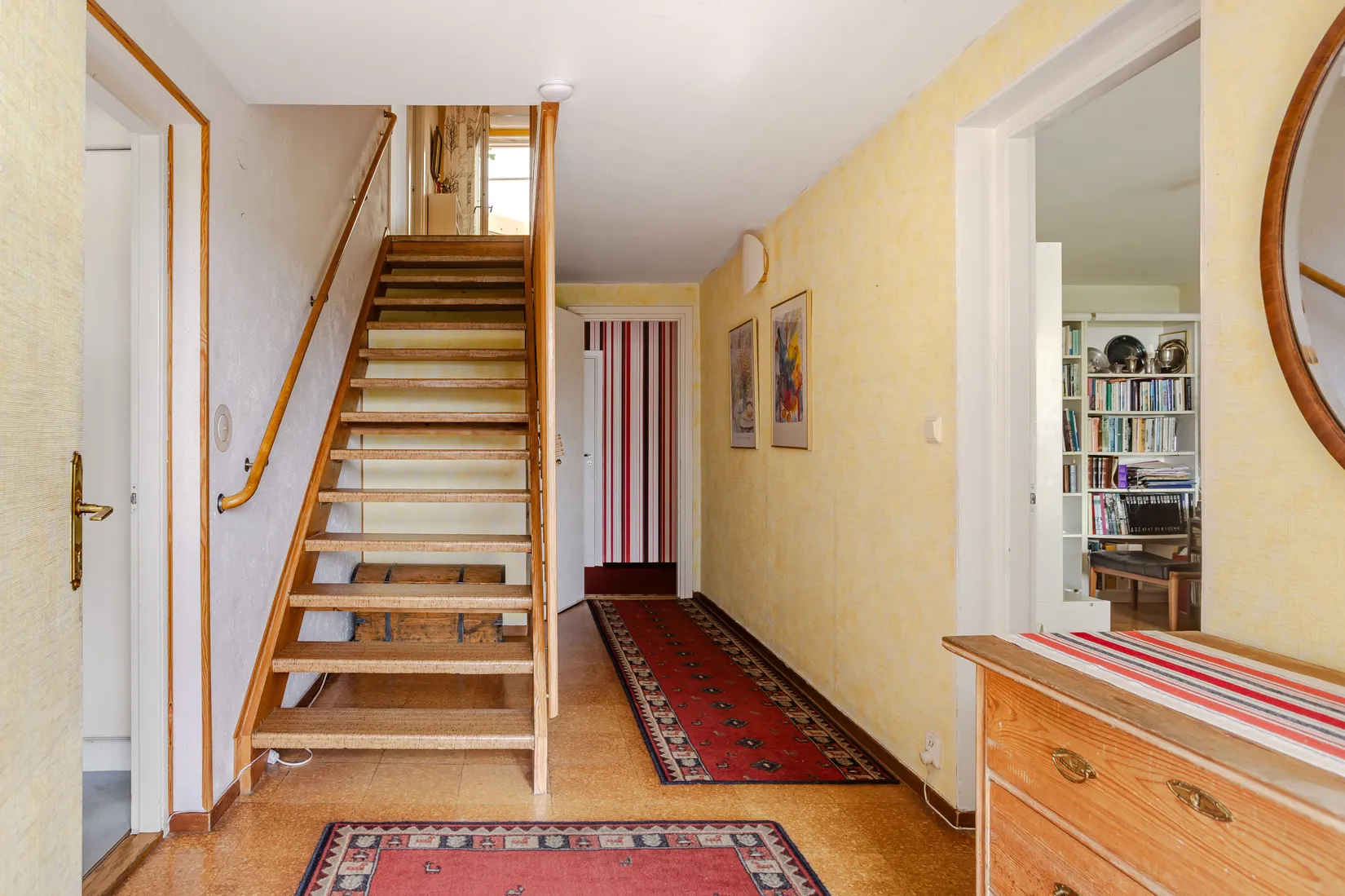 Radhus, Runstensvägen 66, Granlo, Sundsvall