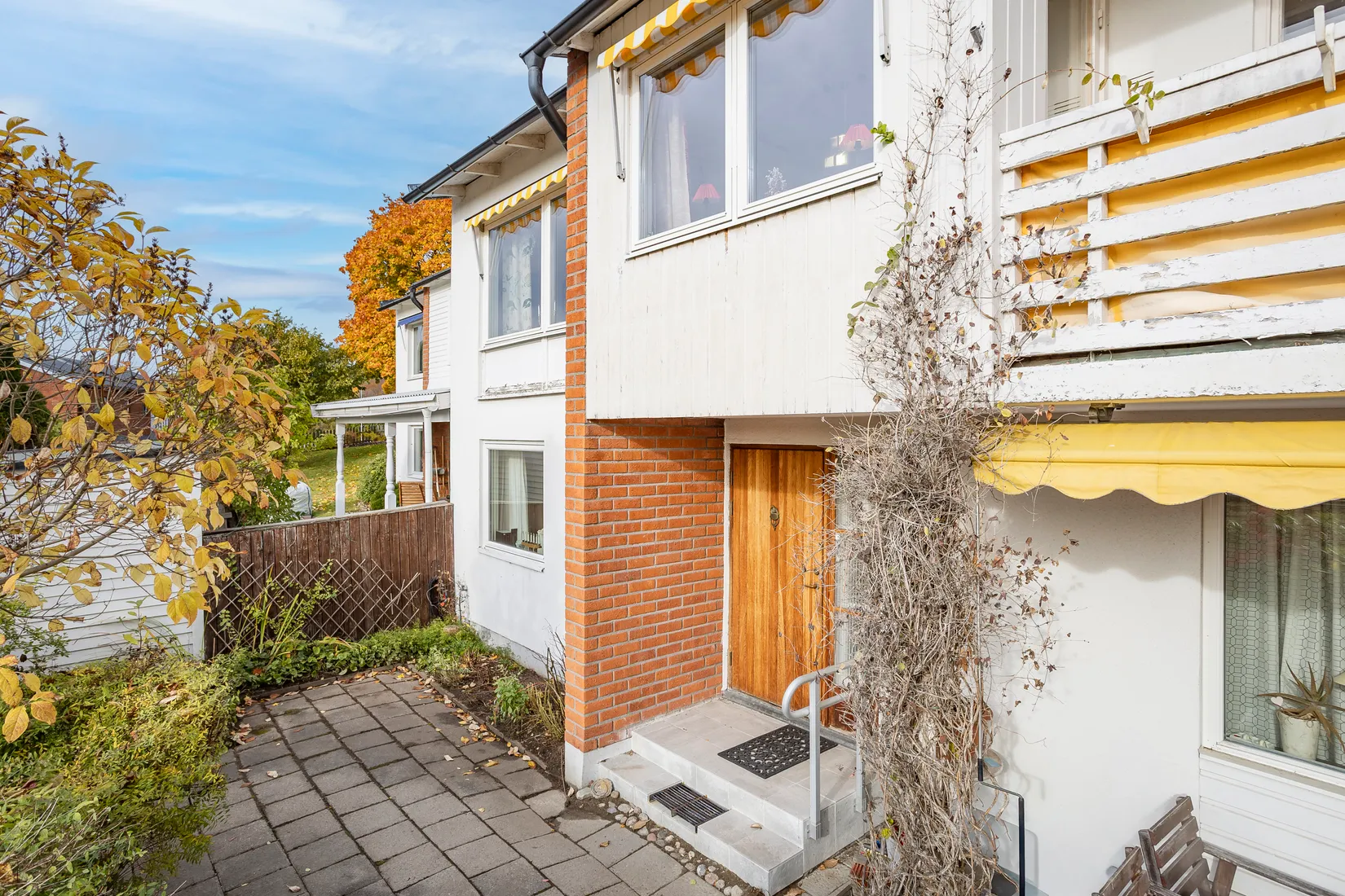 Radhus, Runstensvägen 66, Sundsvall