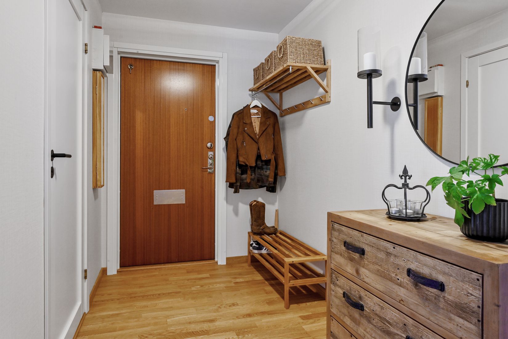 Bostadsrätt, Slussbrovägen 53, Runö, Österåker