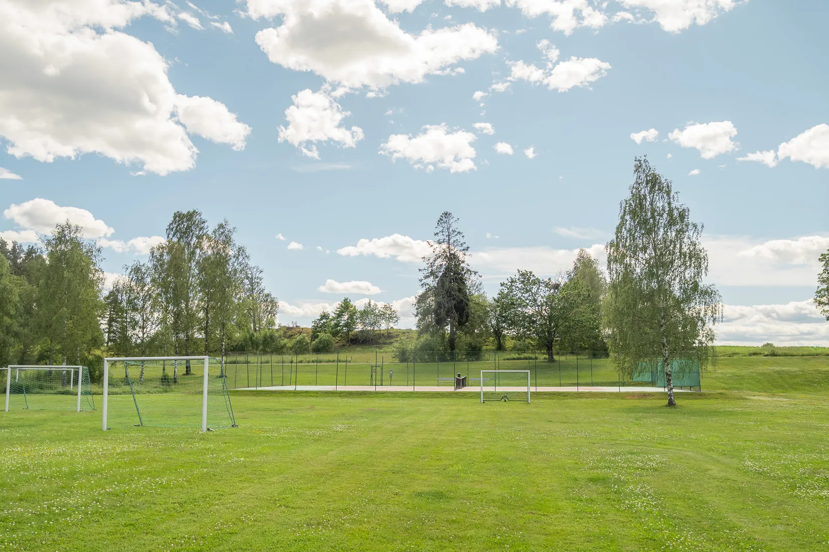 Tomt, Årsta 2:24, Årsta 1, Sköldinge, Katrineholm