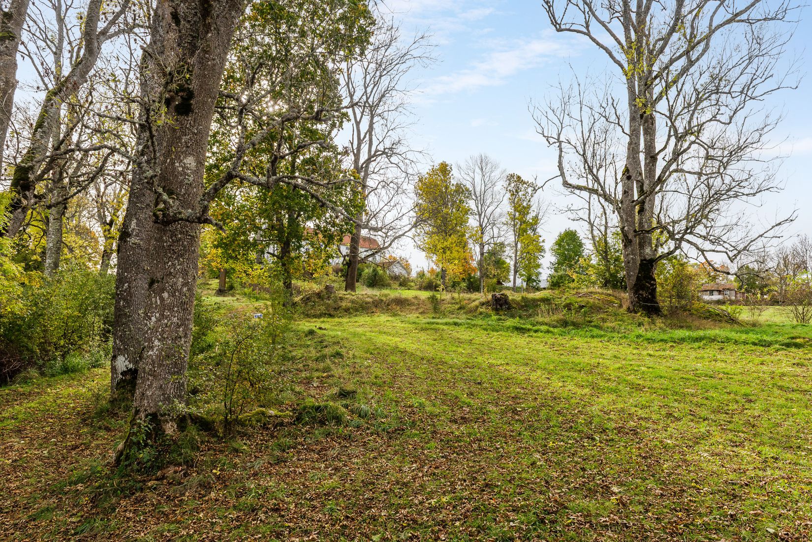 Tomt, Årsta 2:24, Årsta 1, Sköldinge, Katrineholm