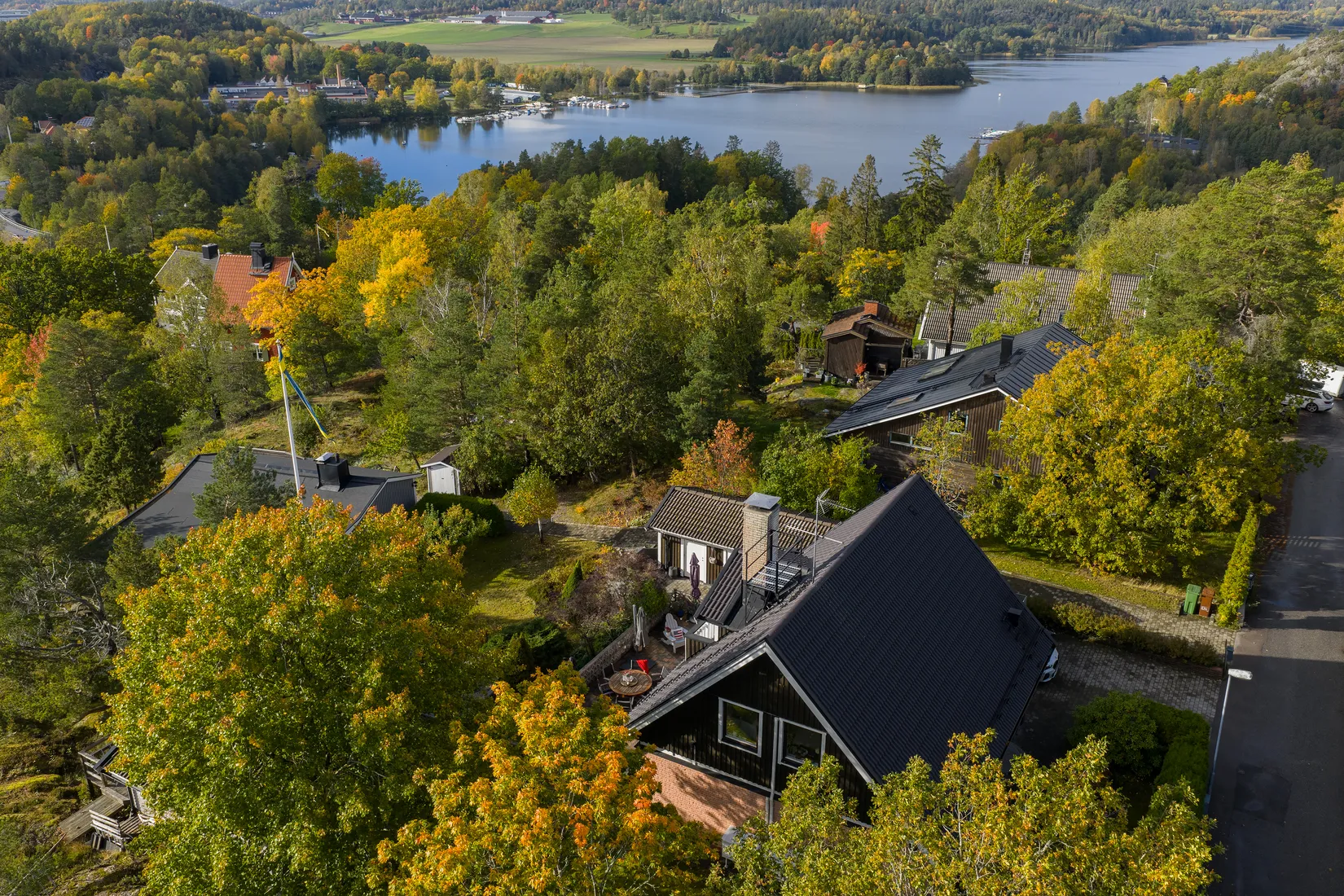 Villa, Utsiktsvägen 5 & 5A, Botkyrka