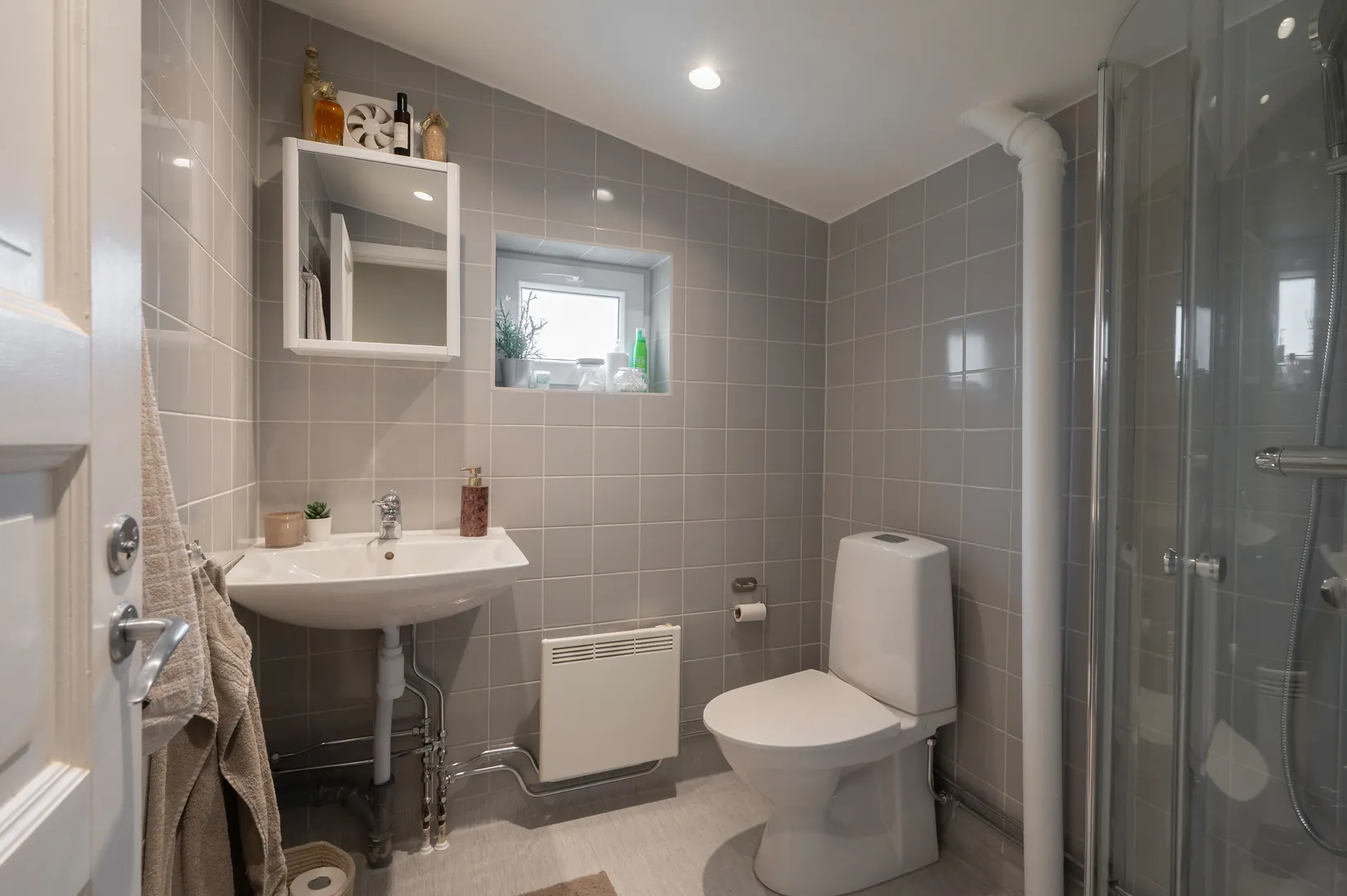 Villa, Utsiktsvägen 5 & 5A, Botkyrka