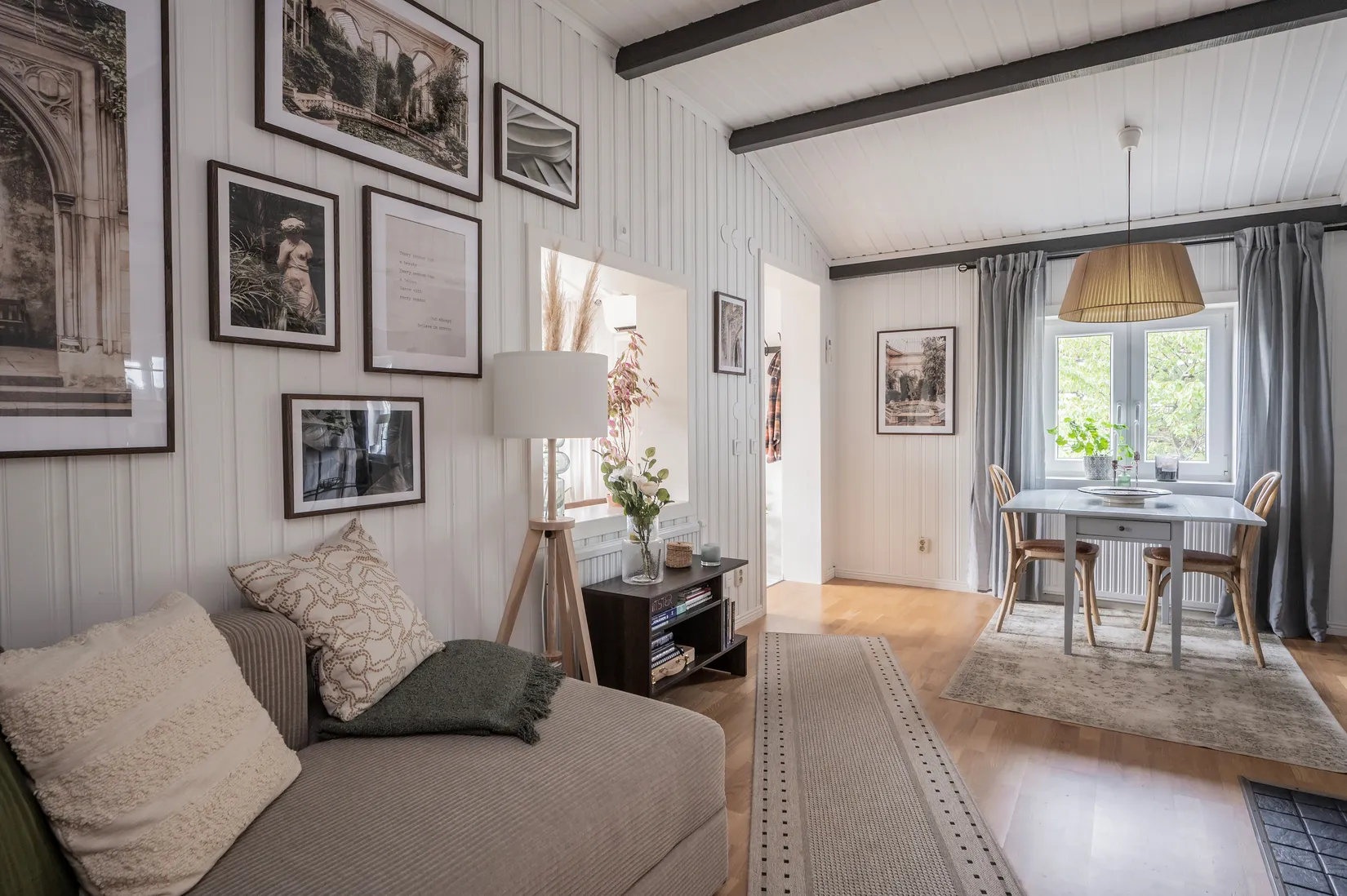 Villa, Utsiktsvägen 5 & 5A, Botkyrka