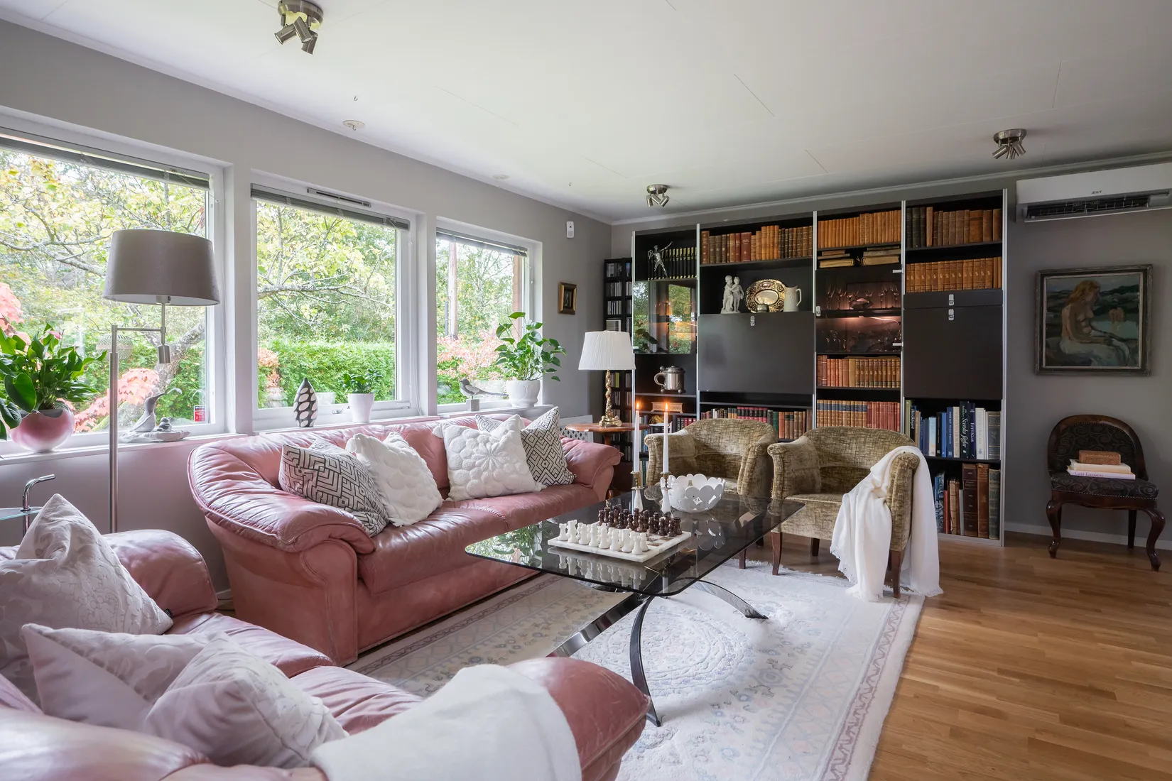 Villa, Utsiktsvägen 5 & 5A, Botkyrka