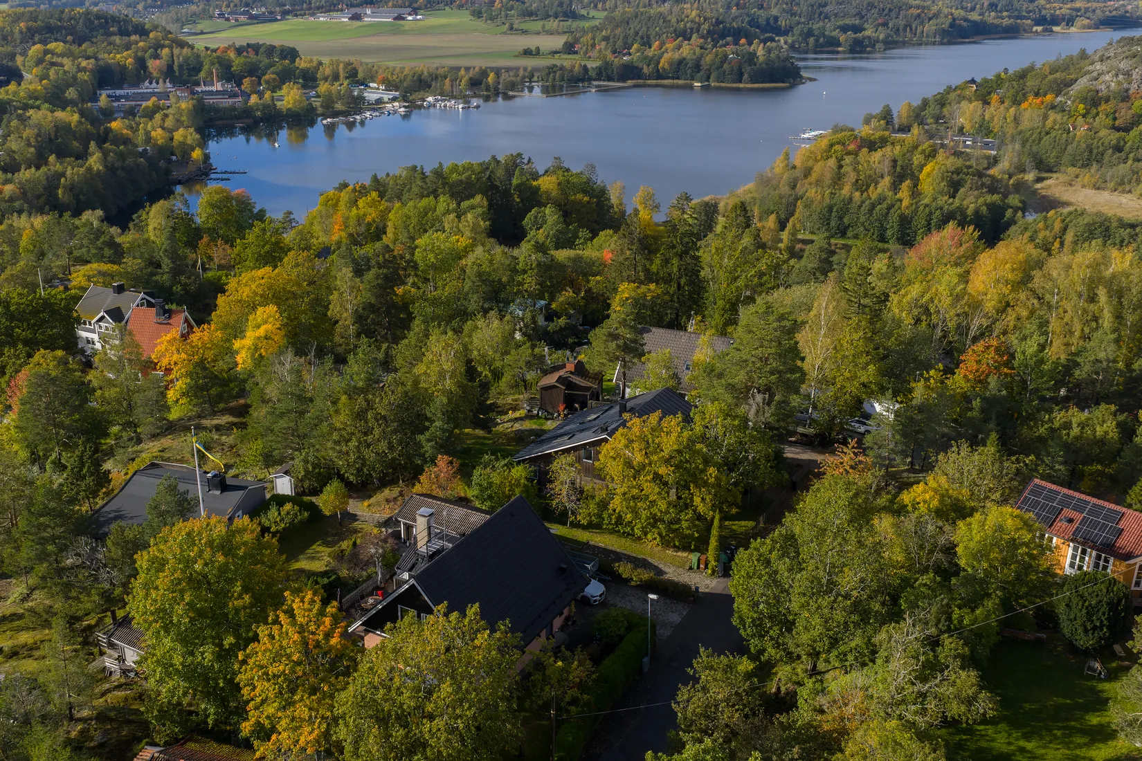Villa, Utsiktsvägen 5 & 5A, Botkyrka
