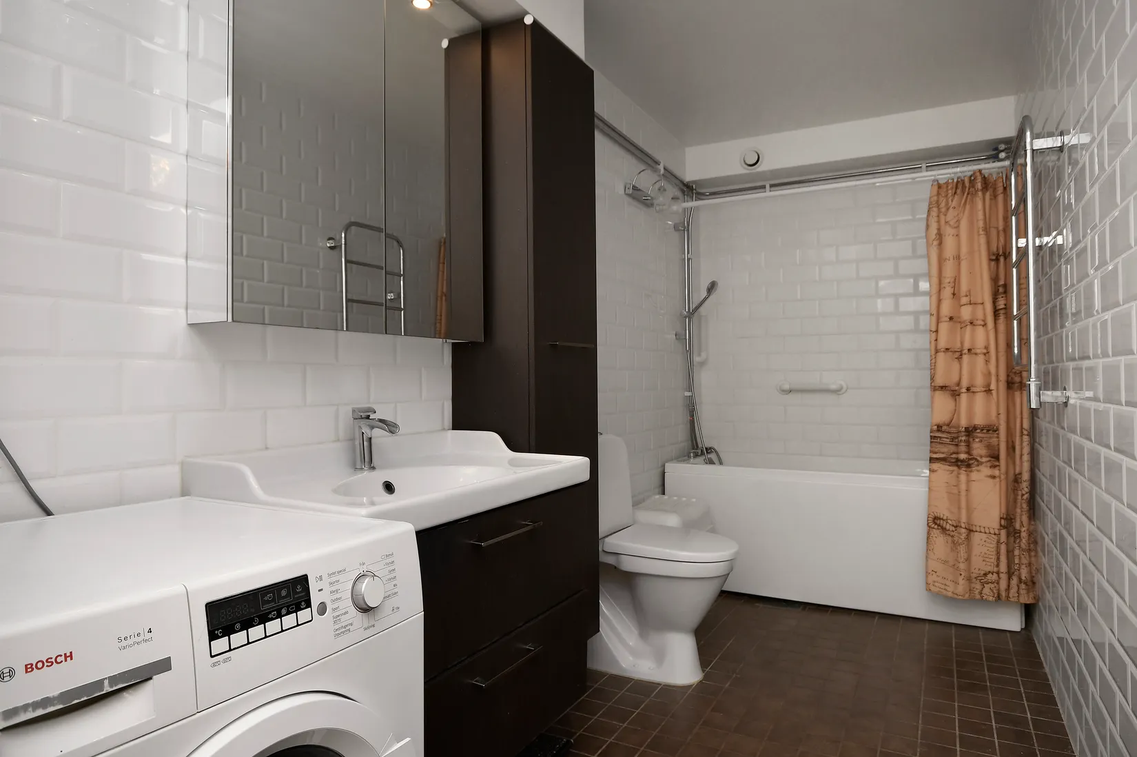 Bostadsrätt, Kulfångsgatan 4, entréplan, Vendelsömalm, Haninge