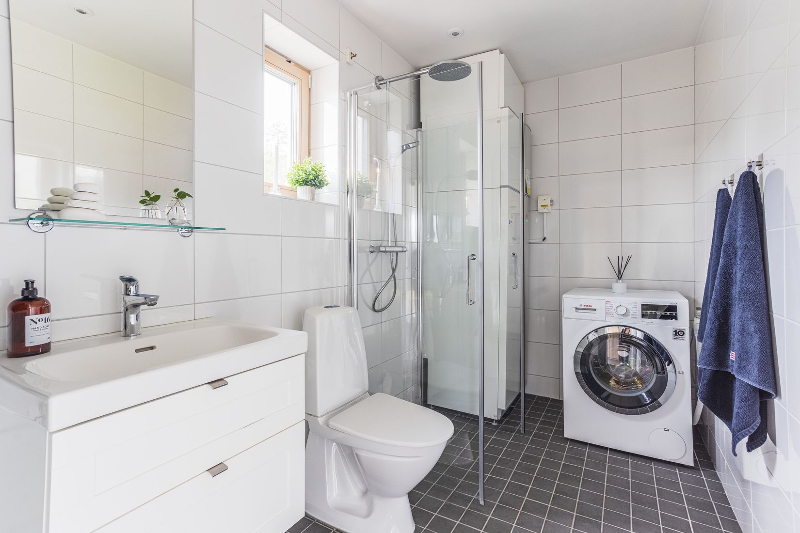 Bostadsrätt, Radhus, Västansjövägen 55, Ljusterö, Österåker