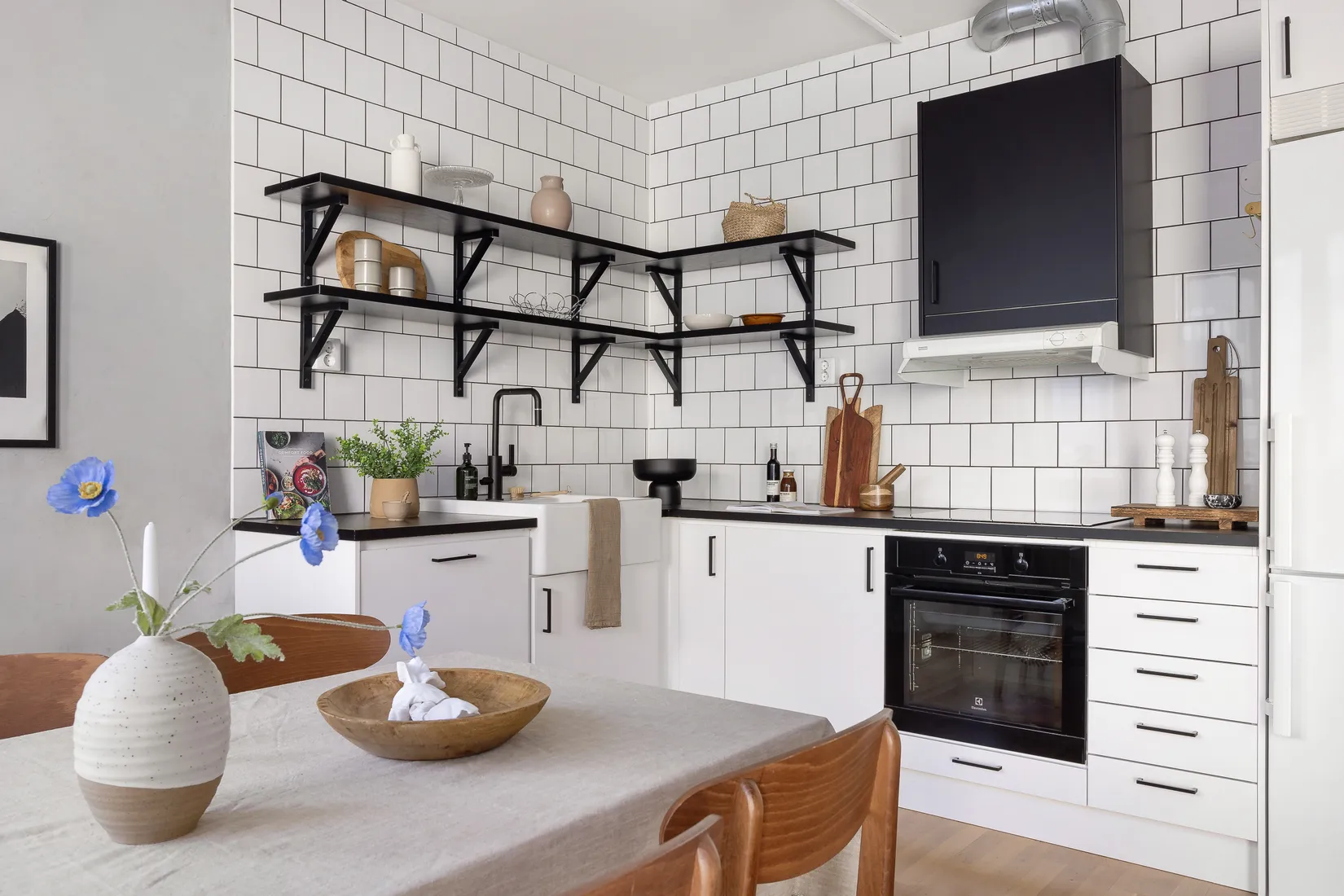 Bostadsrätt, Östersundsgatan 7, Vån 5 (0502/1517), Vällingby Parkstad / Råcksta, Stockholm