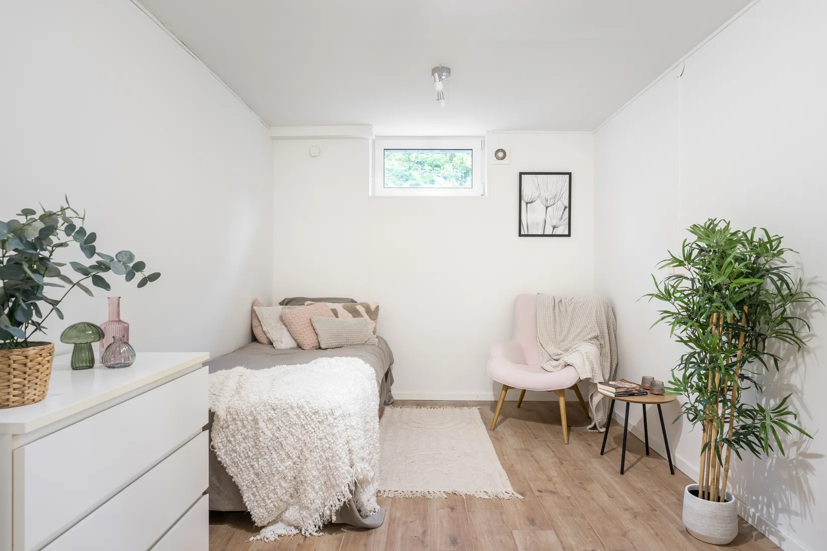 Villa, Blåsvägen 8, Glömsta, Huddinge