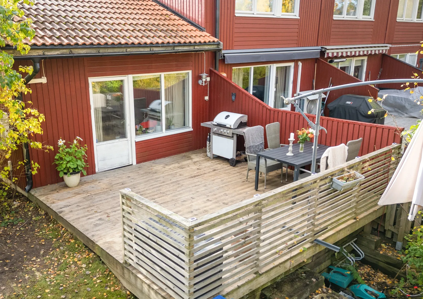 Villa, Radhus, Götavägen 106, Gribbylund, Täby