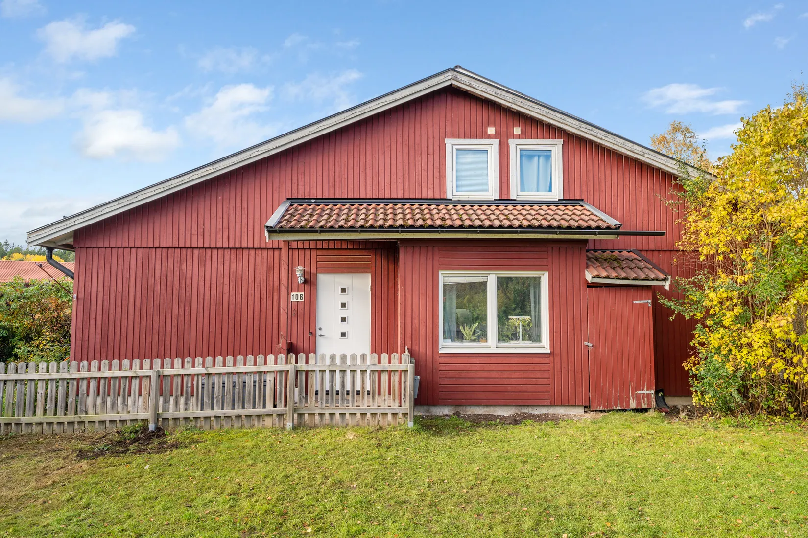 Villa, Radhus, Götavägen 106, Gribbylund, Täby