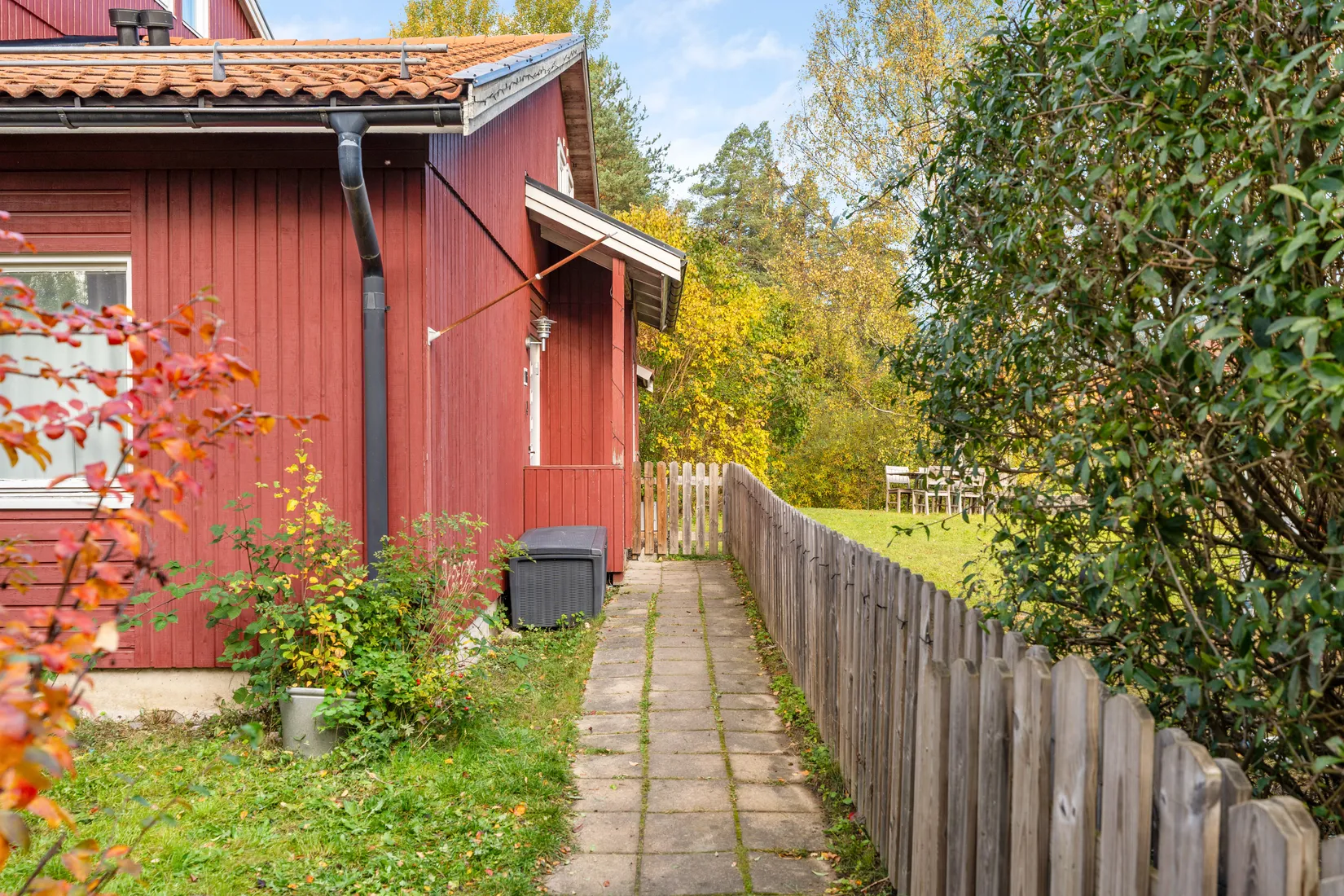 Villa, Radhus, Götavägen 106, Gribbylund, Täby