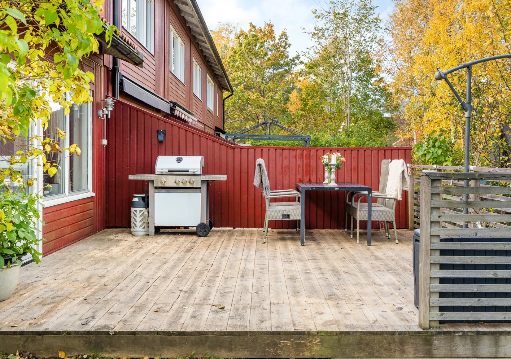 Villa, Radhus, Götavägen 106, Gribbylund, Täby