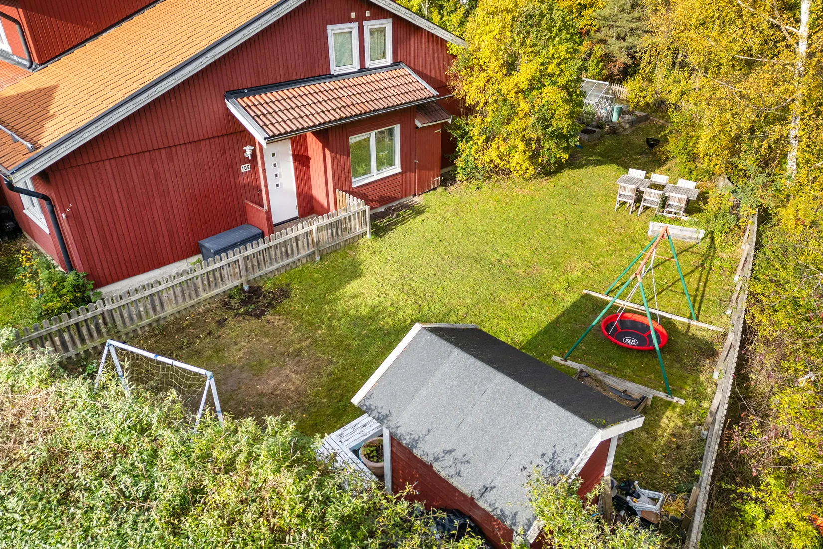 Villa, Radhus, Götavägen 106, Gribbylund, Täby