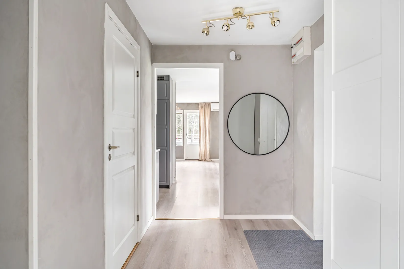 Villa, Radhus, Götavägen 106, Gribbylund, Täby