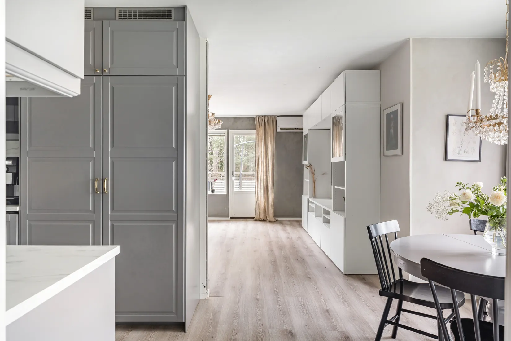 Villa, Radhus, Götavägen 106, Gribbylund, Täby