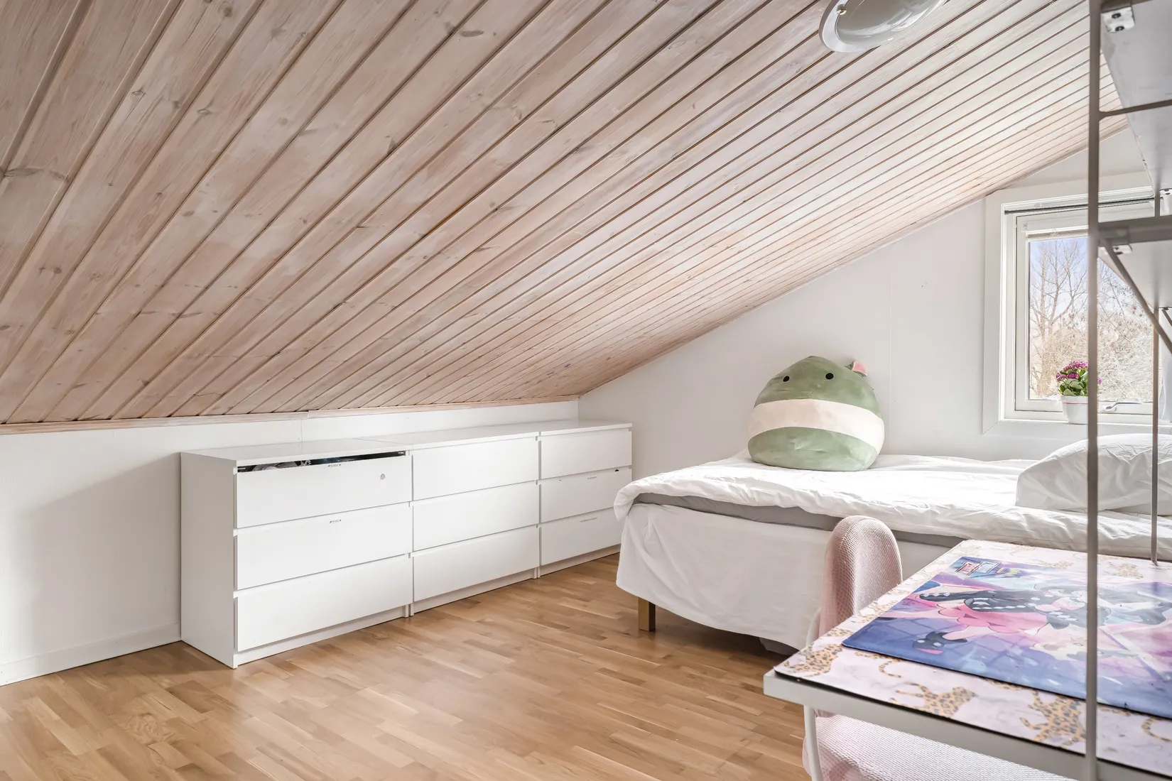 Villa, Radhus, Götavägen 106, Gribbylund, Täby