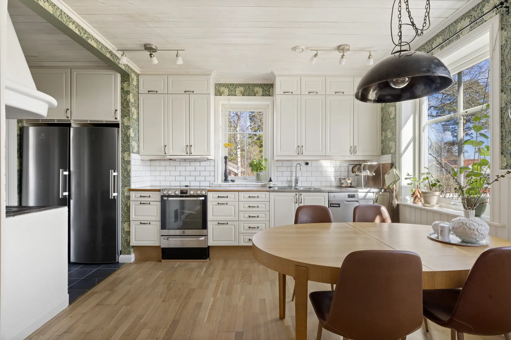 Villa, Hallgrens väg 18, Uppsala Näs, Uppsala