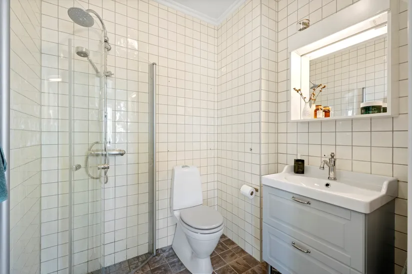 Villa, Hallgrens väg 18, Uppsala Näs, Uppsala