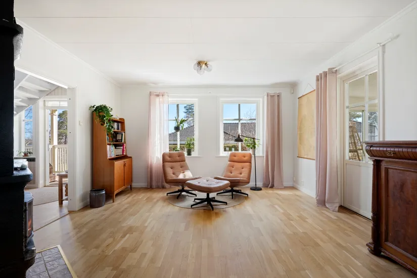 Villa, Hallgrens väg 18, Uppsala Näs, Uppsala