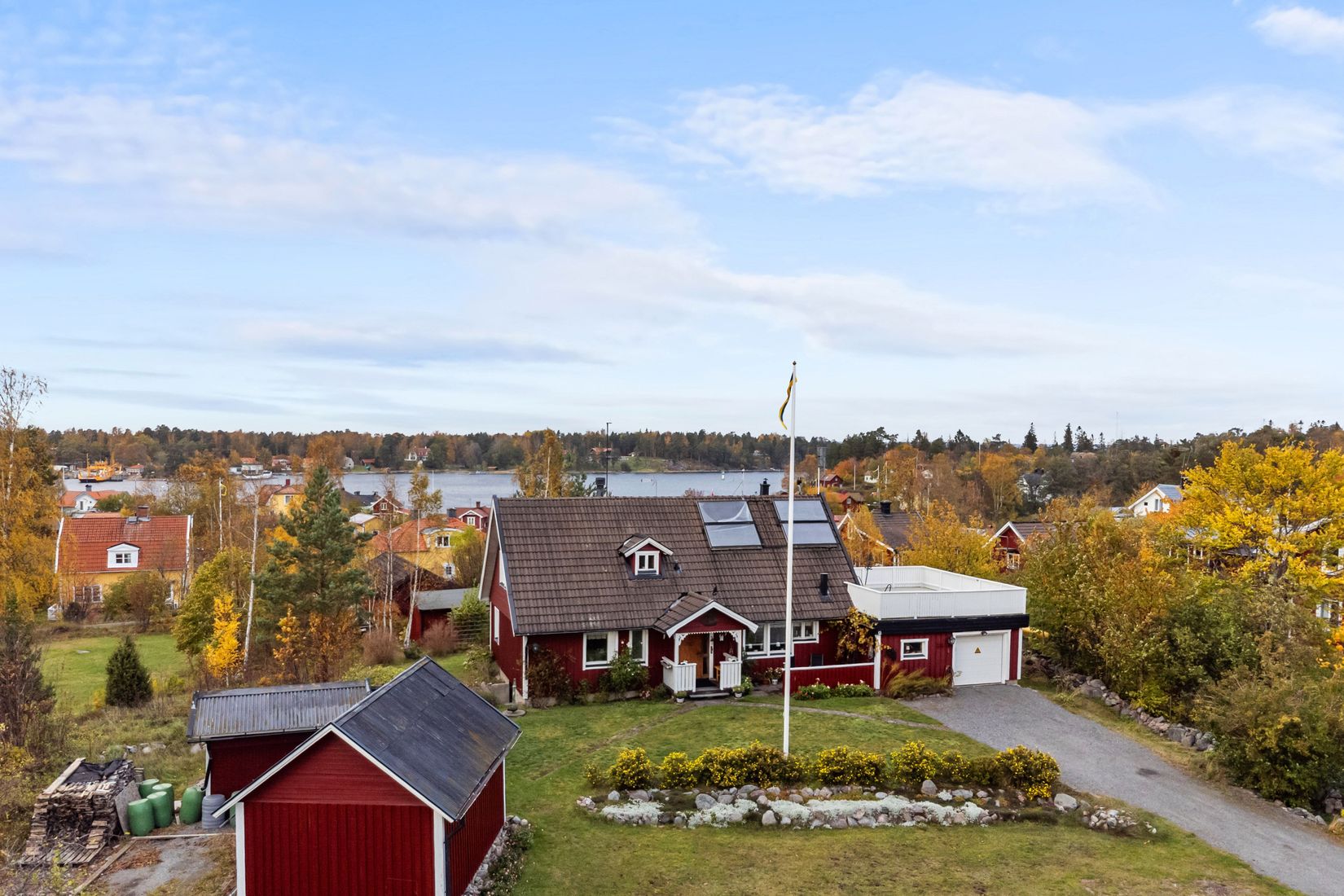 Villa, Skräddarvägen 8, Yxlan - Köpmanholm, Norrtälje