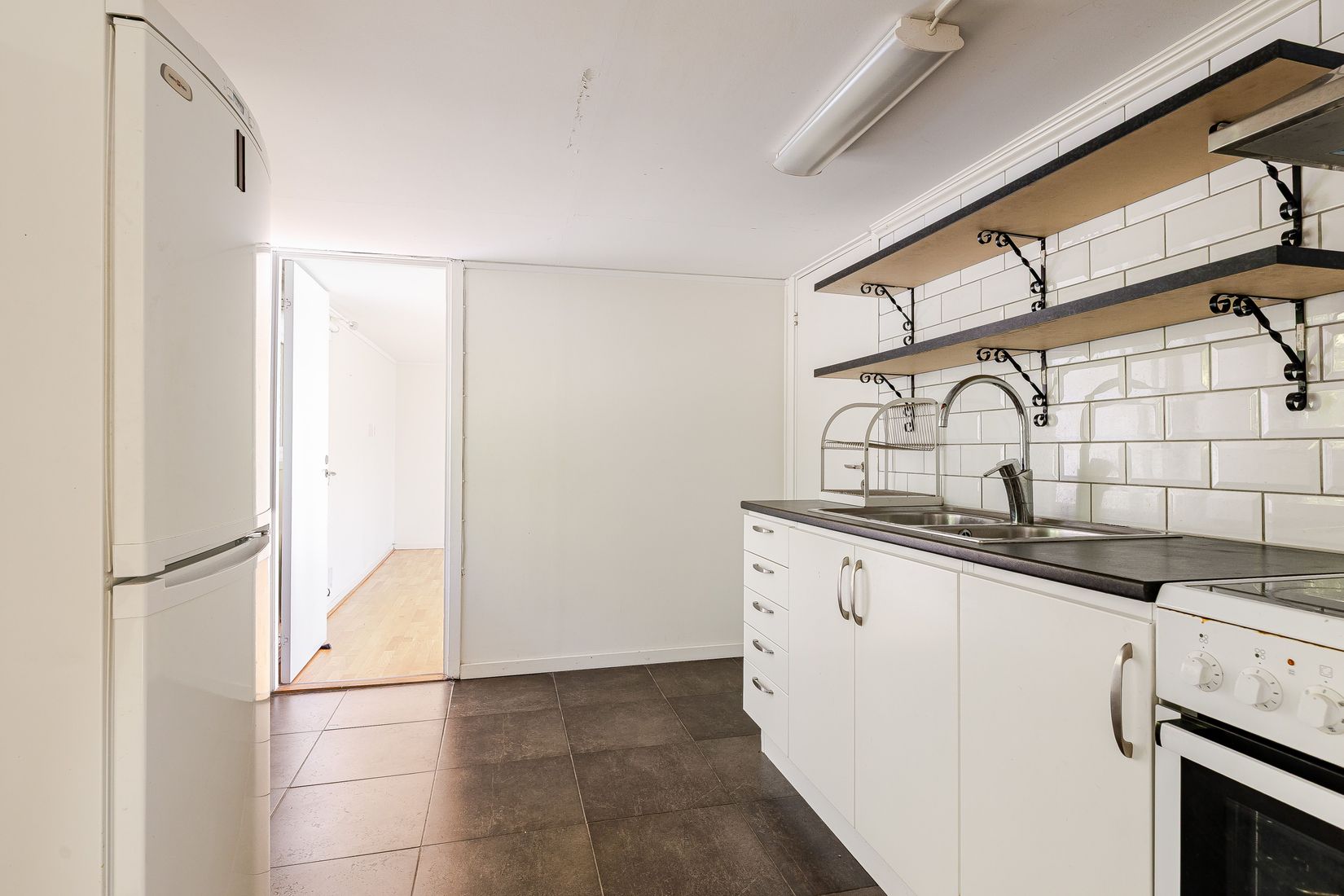 Fritidshus, Sjönära fritidhus intill Storgårdens konferens, Rimforsa, Kinda