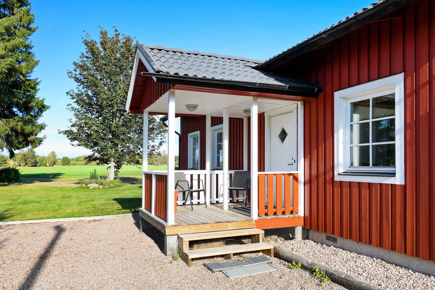 Villa, Larv Karlsberg 3, Larv, Vara