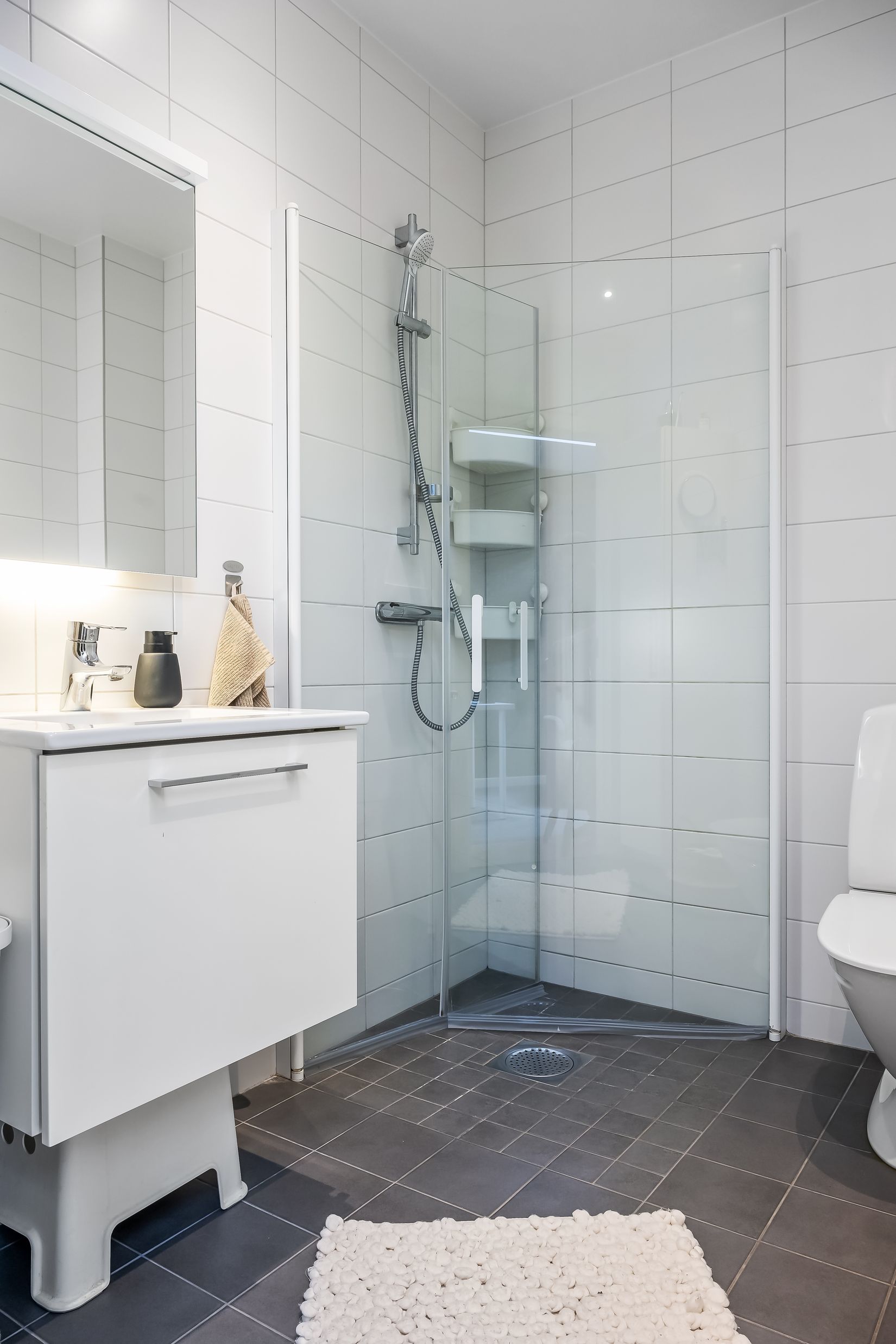 Radhus, Kalkstensgatan 30, Vilbergen, Norrköping