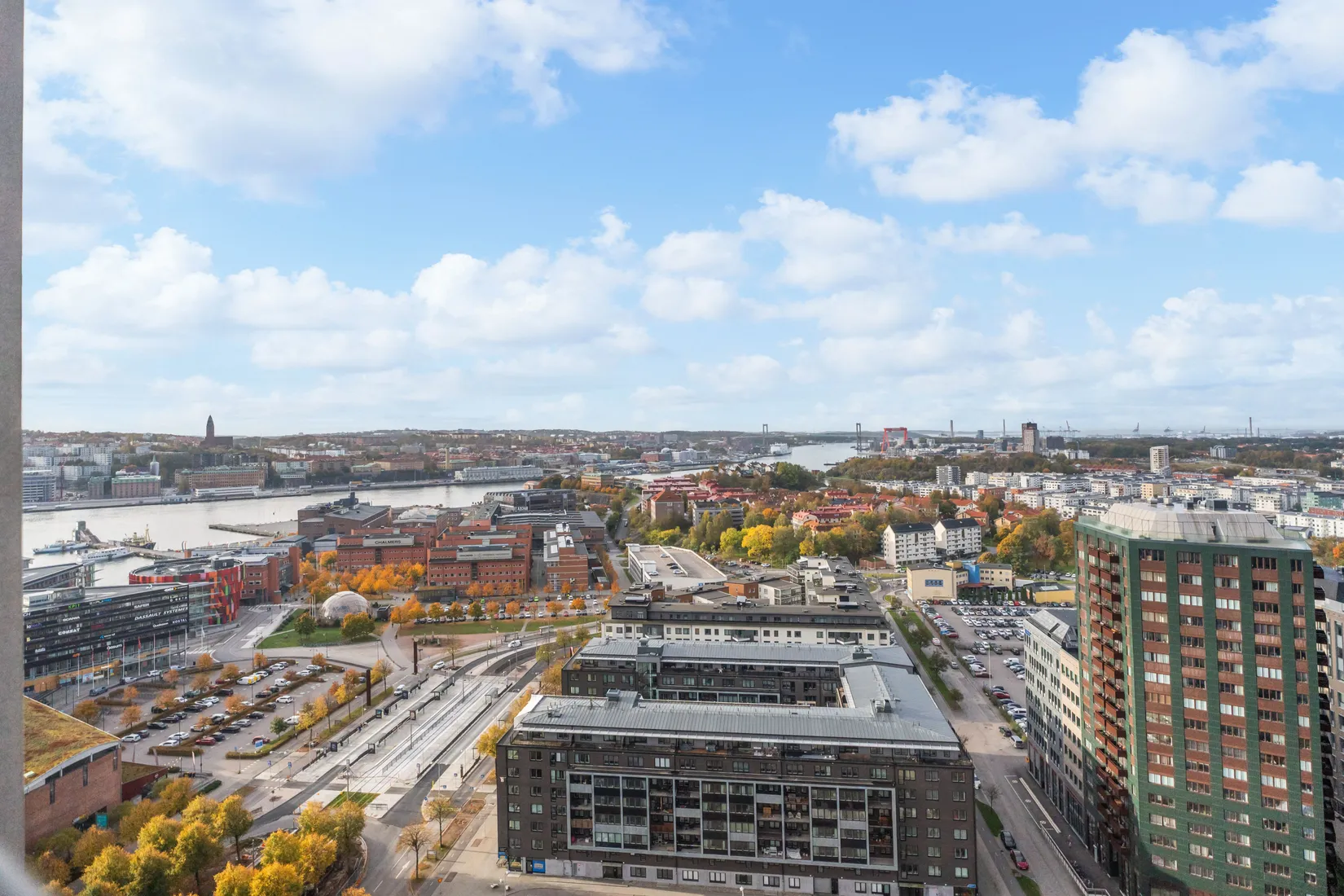 Bostadsrätt, Lodjursstråket 1 (Karlatornet vån 22 västerläge), Lindholmen, Göteborg
