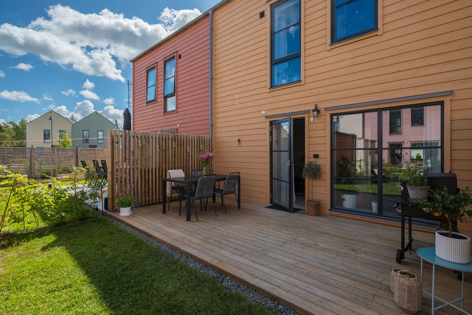 Bostadsrätt, Radhus, Bagarstugans väg 39, Steninge Slottsby, Sigtuna