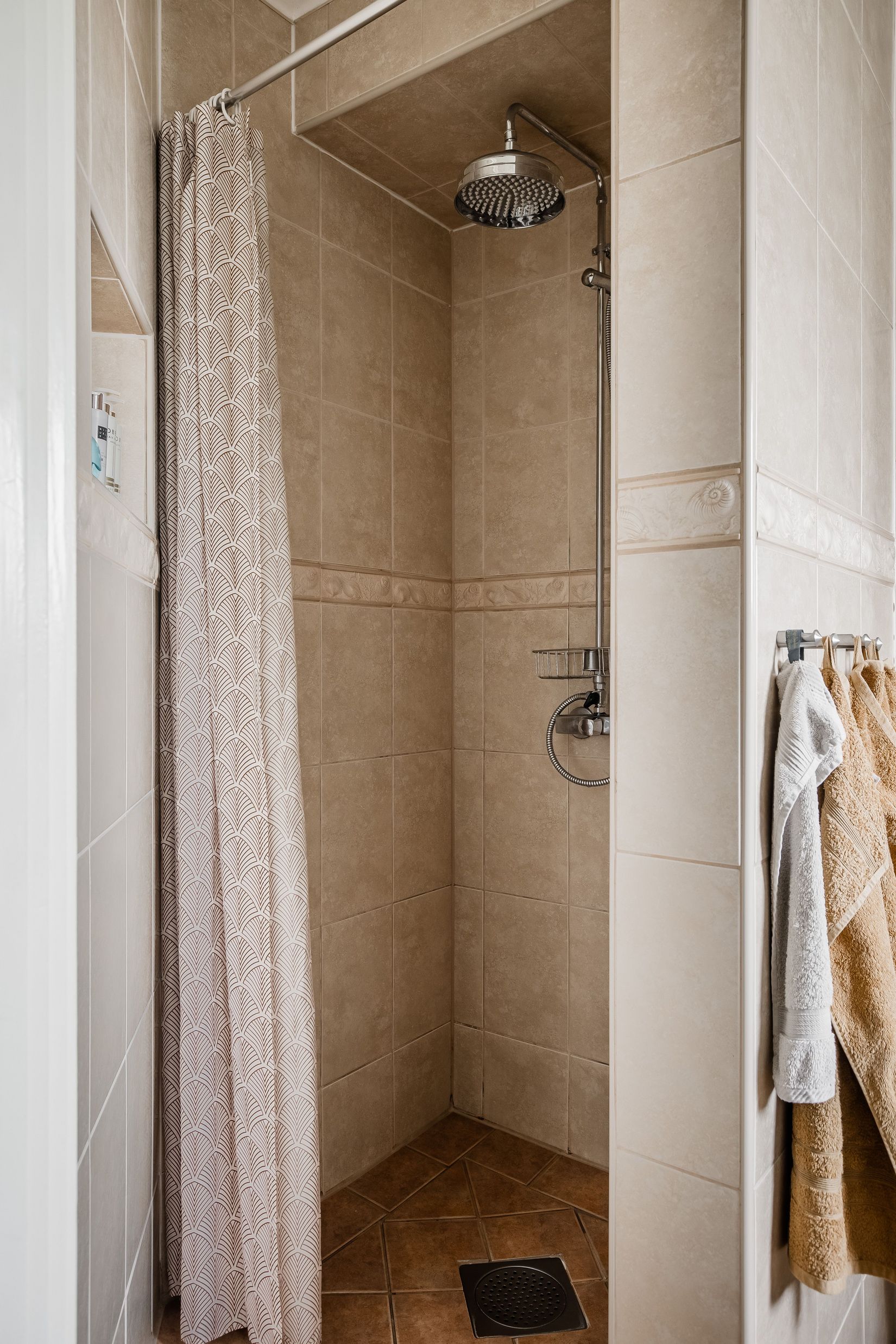 Villa, Halnavägen 22, Kilenområdet, Töreboda