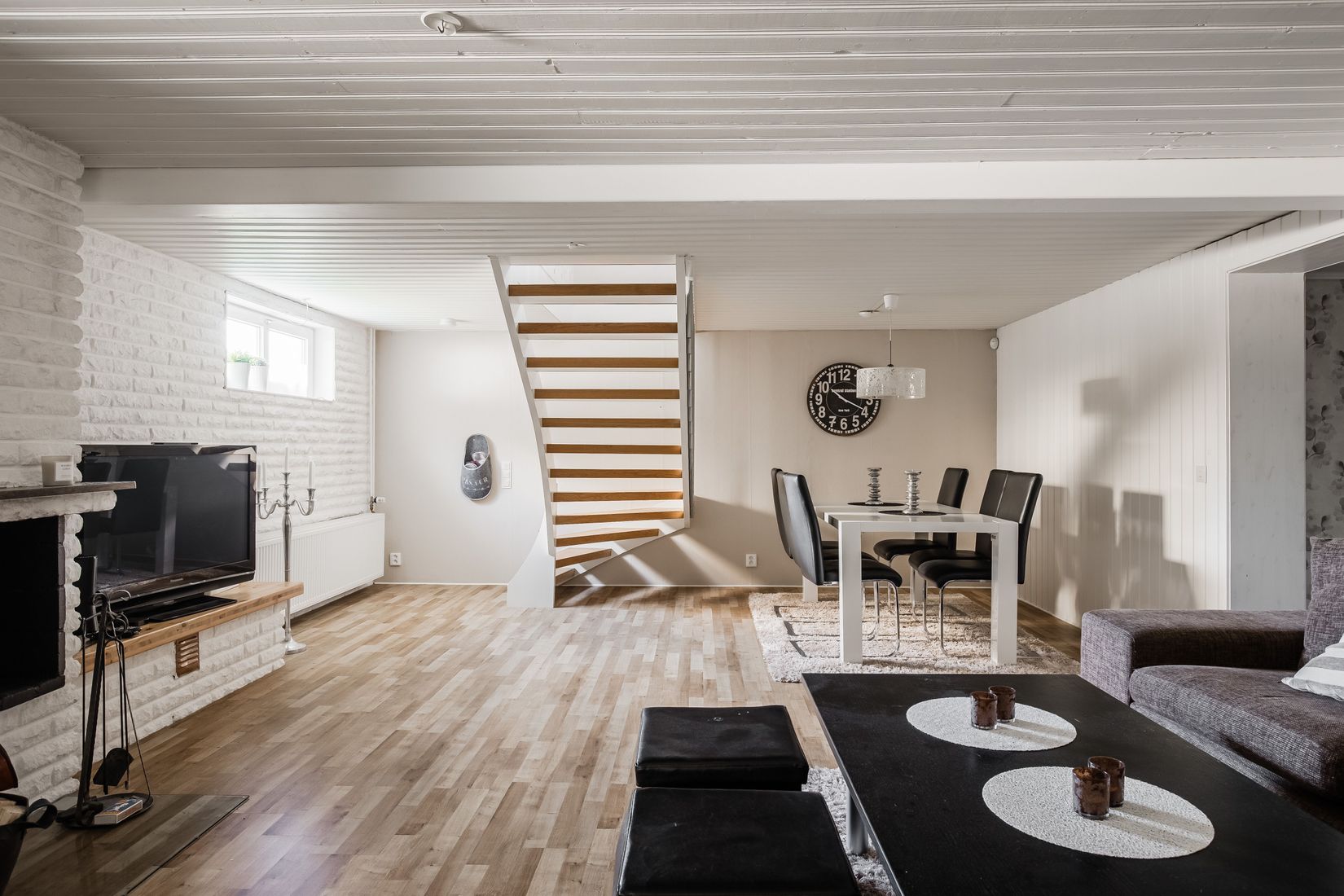 Villa, Halnavägen 22, Kilenområdet, Töreboda