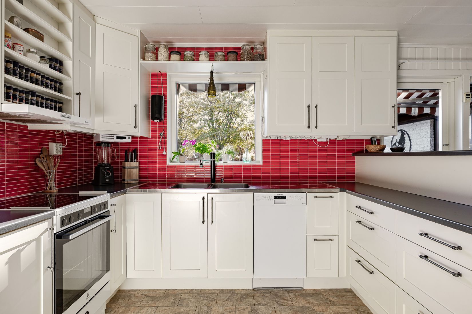 Villa, Bergsstigen 13, Gådeåberget, Härnösand