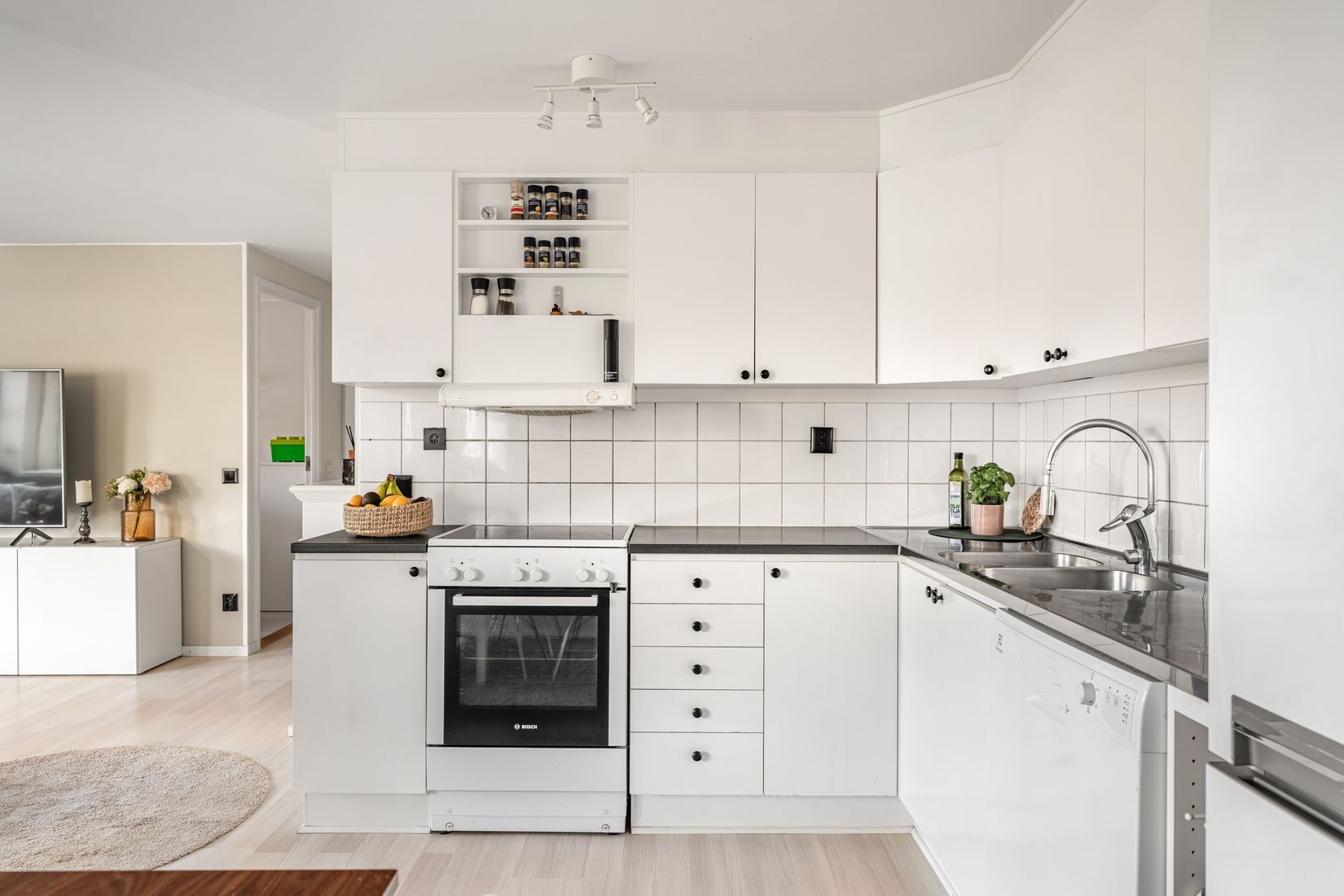 Bostadsrätt, Gribbylundsvägen 66A, Gribbylund, Täby