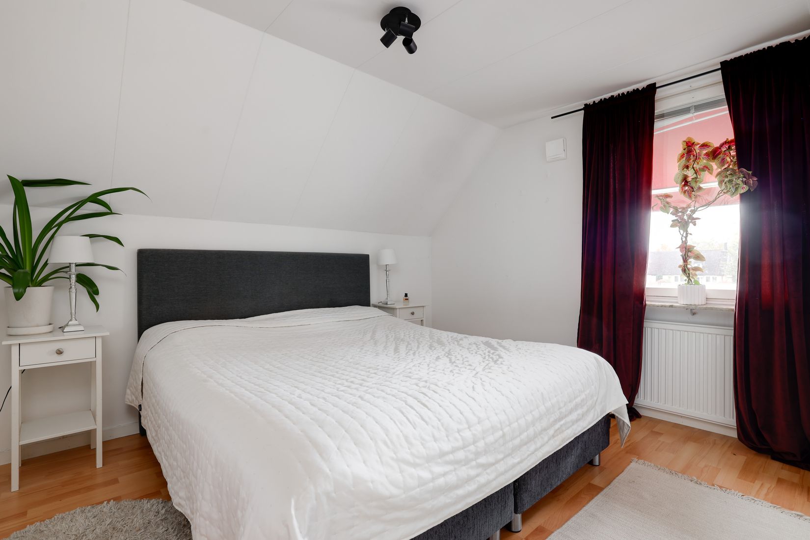 Villa, Lummergatan 1, Fjugesta, Lekeberg