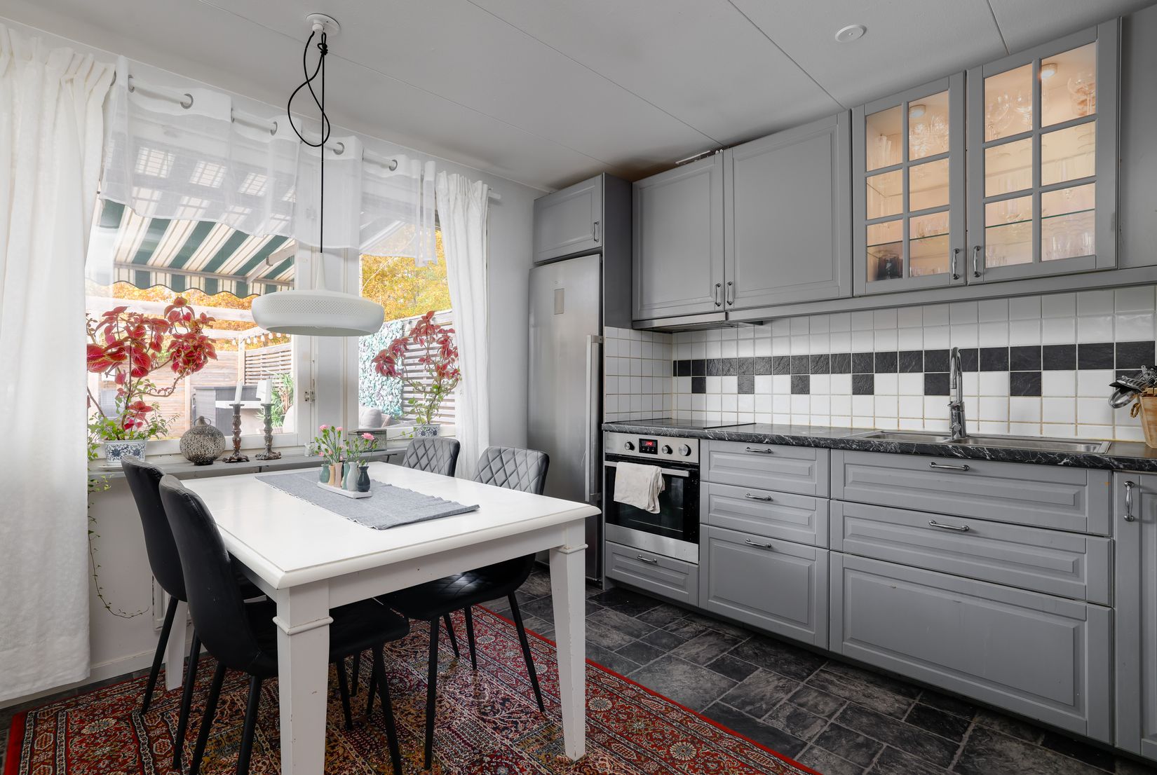 Villa, Lummergatan 1, Fjugesta, Lekeberg