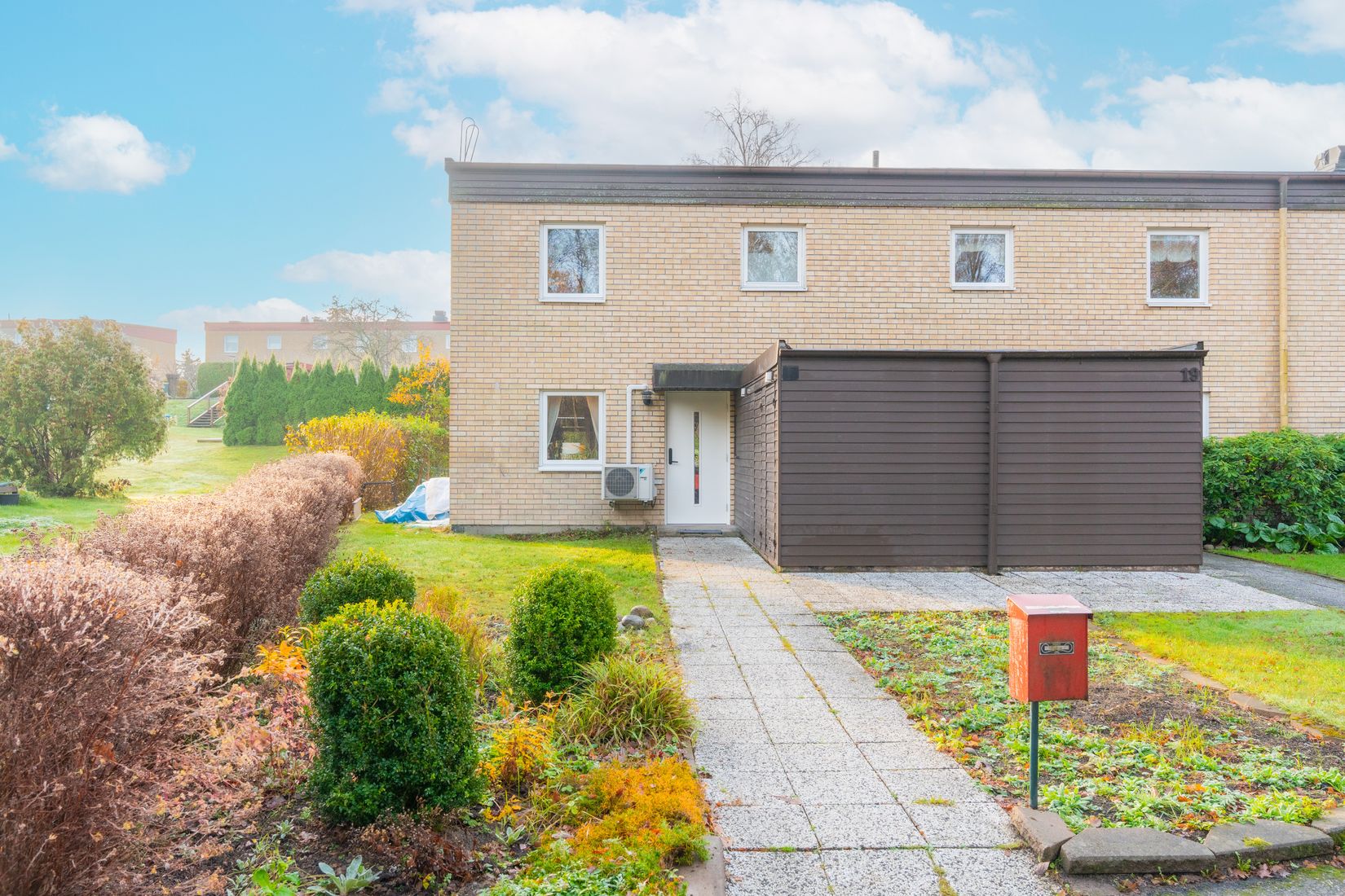 Radhus, Alkvägen 17, Oxelösund